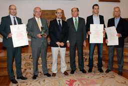 El Consejo Social de la Universidad de Salamanca entrega los Premios ‘Sociedad Civil’ 2013