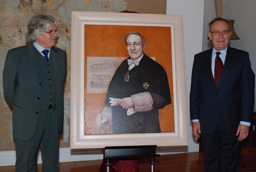 La Universidad de Salamanca presenta el retrato del exrector Enrique Battaner Arias realizado por el pintor salmantino Eusebio Sanblanco