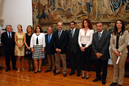 El rector preside la toma de posesión de cargo académico y personal docente e investigador de la Universidad de Salamanca