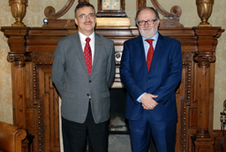El vicerrector de Ordenación Académica y Profesorado de la Universidad de Salamanca recibe a una delegación de la Universidad de Guadalajara, México