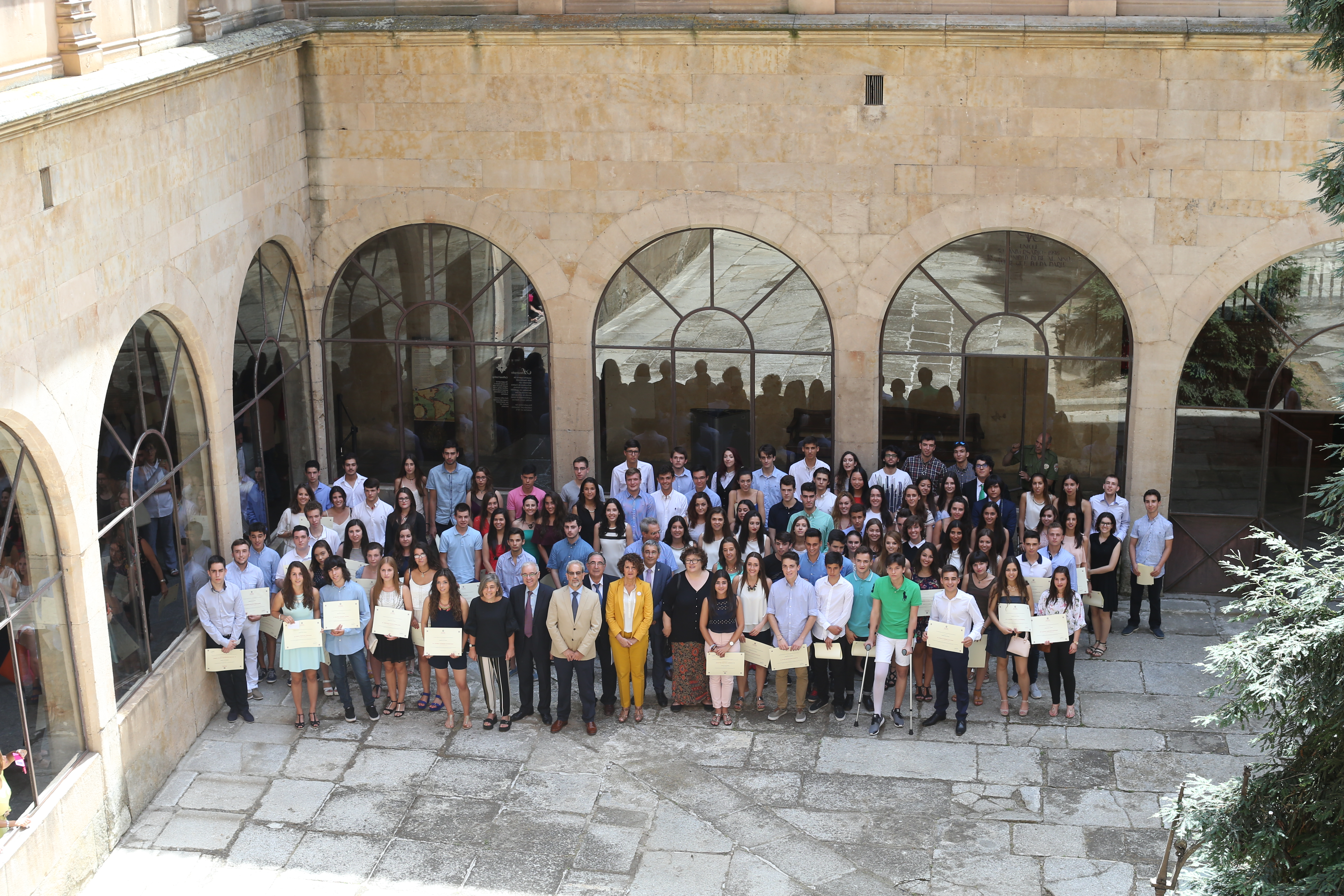 Un total de 156 jóvenes reciben los Premios Acceso 2016 a los mejores estudiantes de Selectividad en la convocatoria de junio