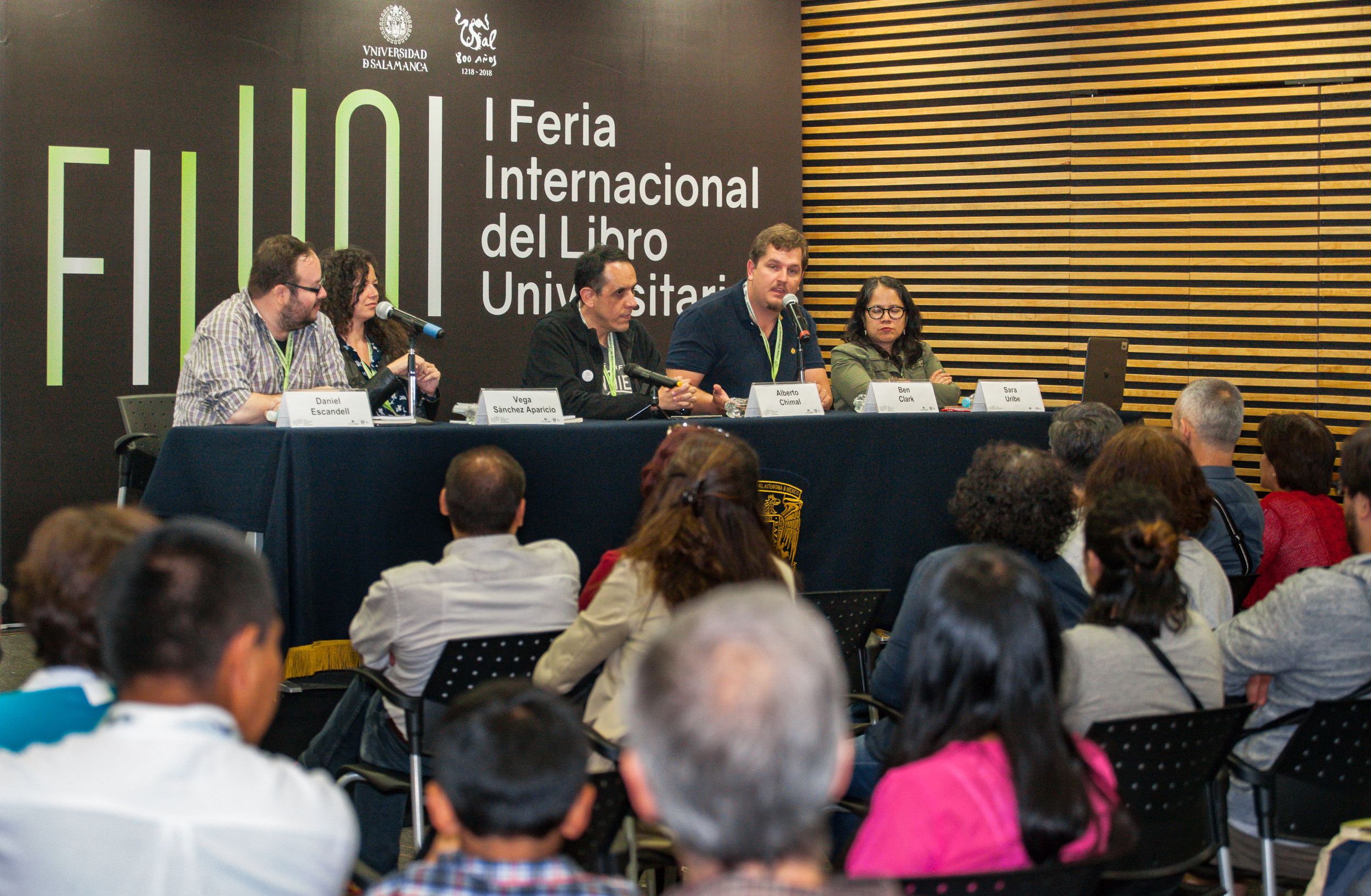 Escritores e investigadores de España y México analizan la influencia de la blogosfera, la crítica literaria y los ‘booktuber’ en autores y lectores