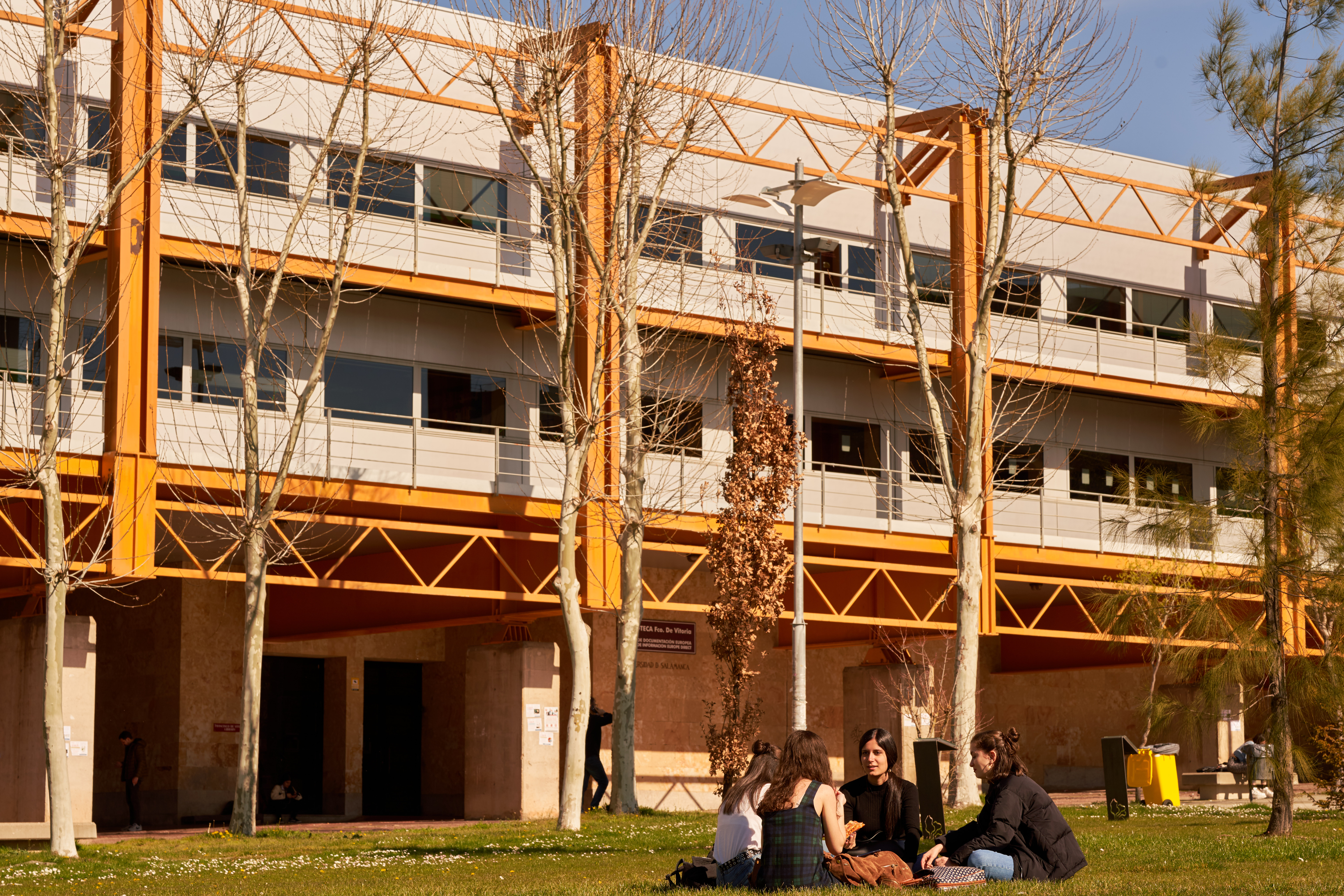 El Consejo de Gobierno de la Universidad de Salamanca aprueba por unanimidad la finalización del curso 2019-2020 y el calendario académico 2020-2021