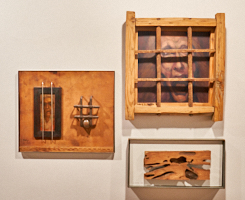 La Universidad de Salamanca recrea ‘los mundos de Luis Santos’ en una exposición con sus objetos, escritos y creaciones