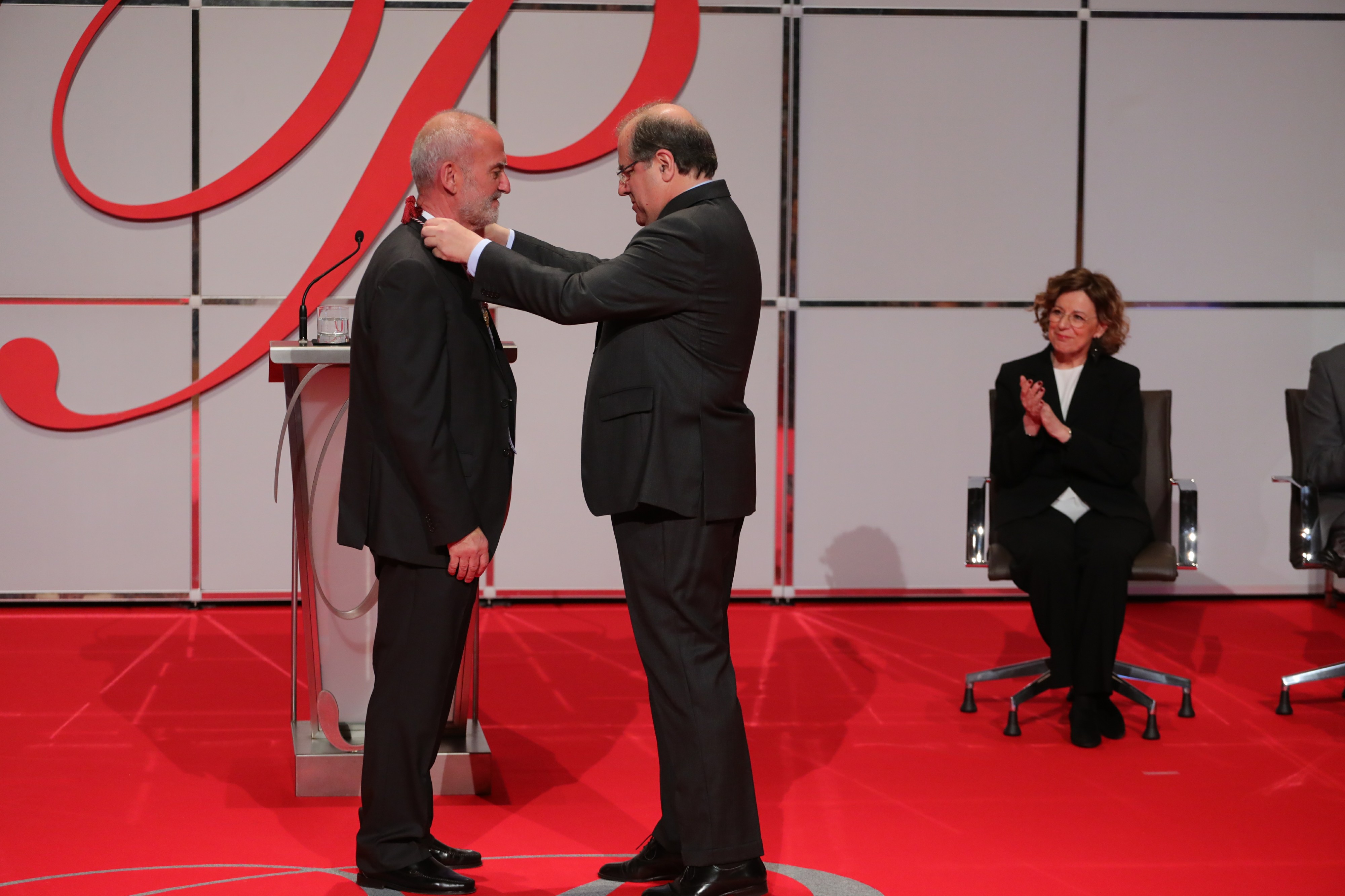 El catedrático de Química Inorgánica de la USAL Vicente Rives recibe el Premio Castilla y León de Investigación Científica y Técnica e Innovación 2018