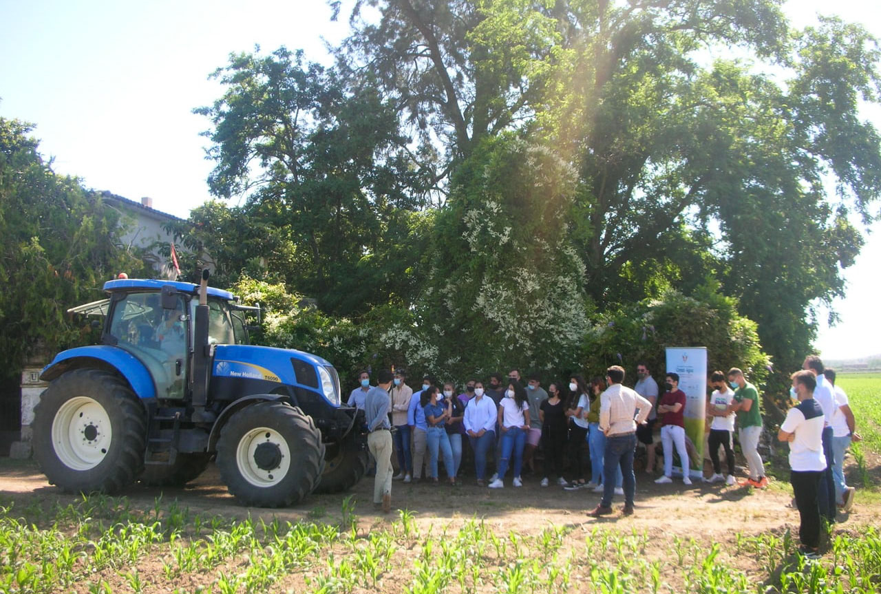 La Universidad de Salamanca forma en sostenibilidad hídrica y eficiencia del cultivo del cereal en las jornadas del Grupo Operativo Cereal Agua