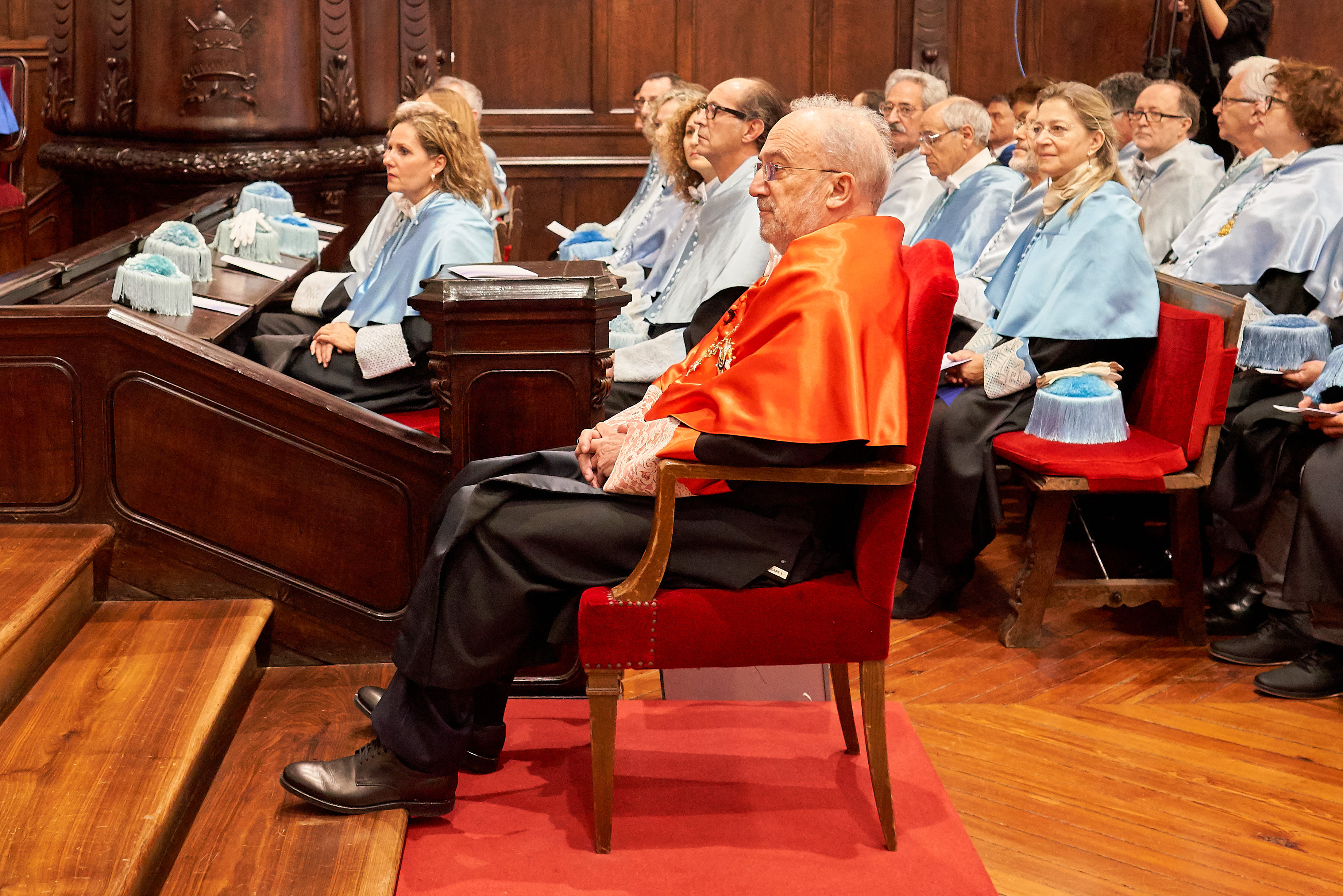 La Universidad de Salamanca inviste doctor honoris causa a Santiago Muñoz Machado, director de la RAE, por su difusión de la lengua del Derecho en castellano 