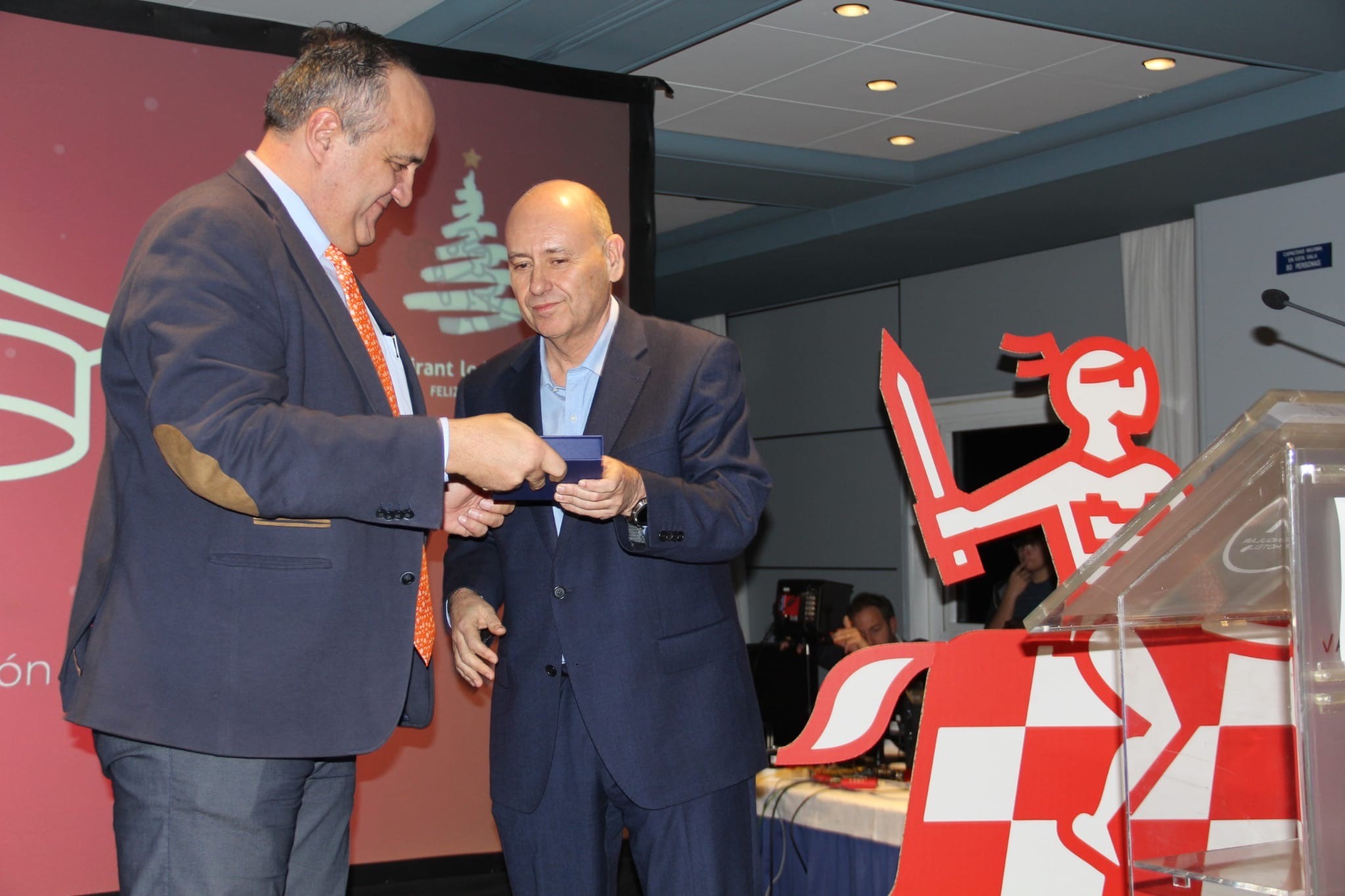 El catedrático de Derecho Procesal de la USAL Nicolás Rodríguez-García, recibe el ‘Premio Mejor Creación Intelectual 2019’ del Grupo Editorial Tirant lo Blanch   