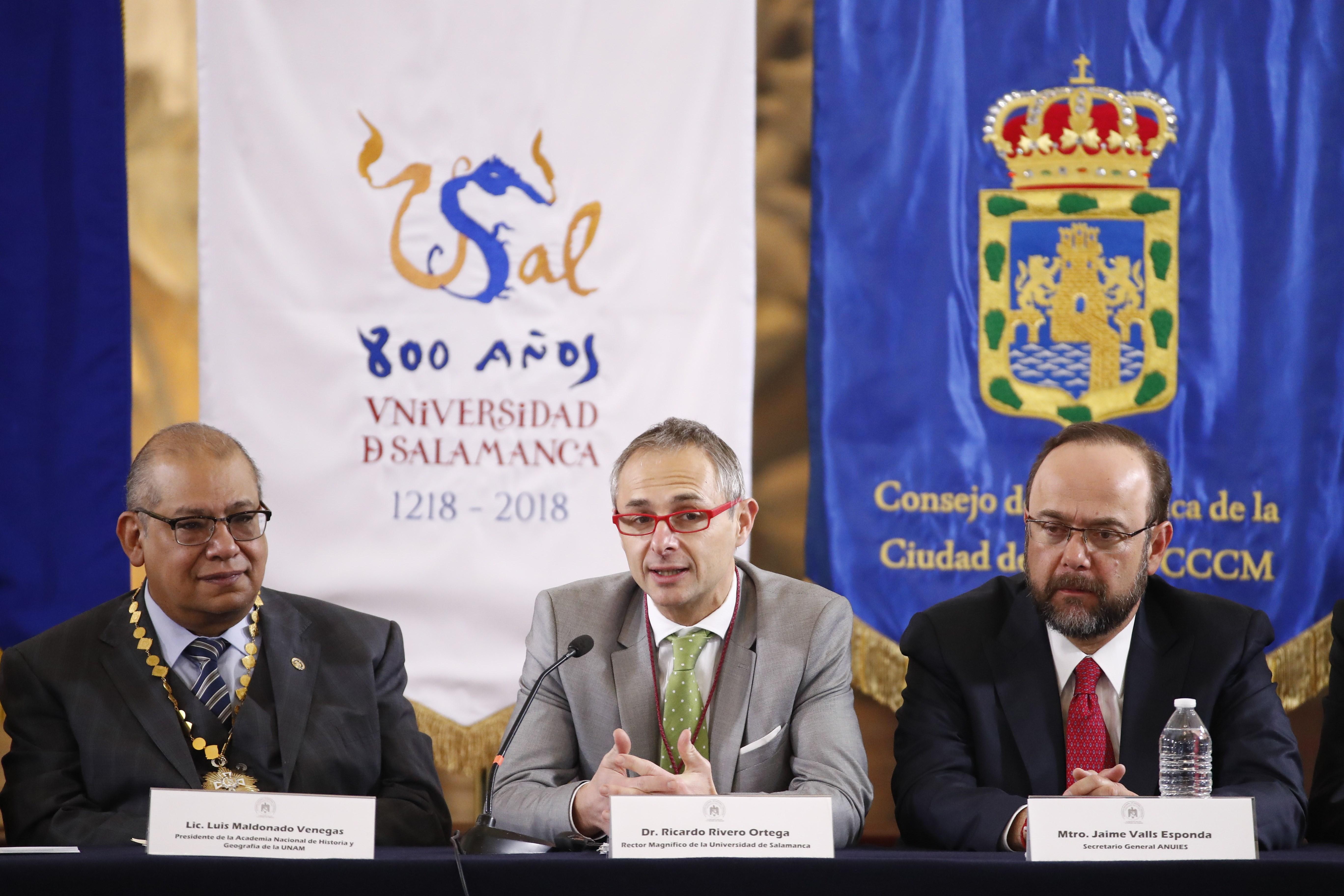 El rector de la Universidad de Salamanca pide fortalecer los puentes con Latinoamérica en el Encuentro Nacional de Rectores de México