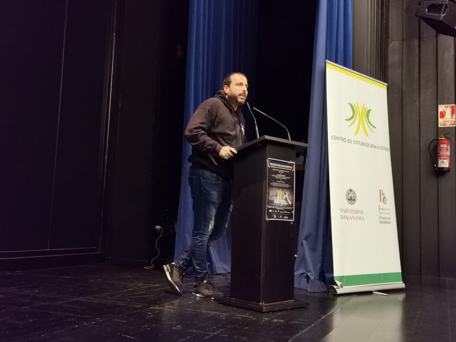 El Centro de Estudios Brasileños y el Servicio de Actividades Culturales de la Universidad de Salamanca proyectan un documental sobre la cultura afro-brasileña