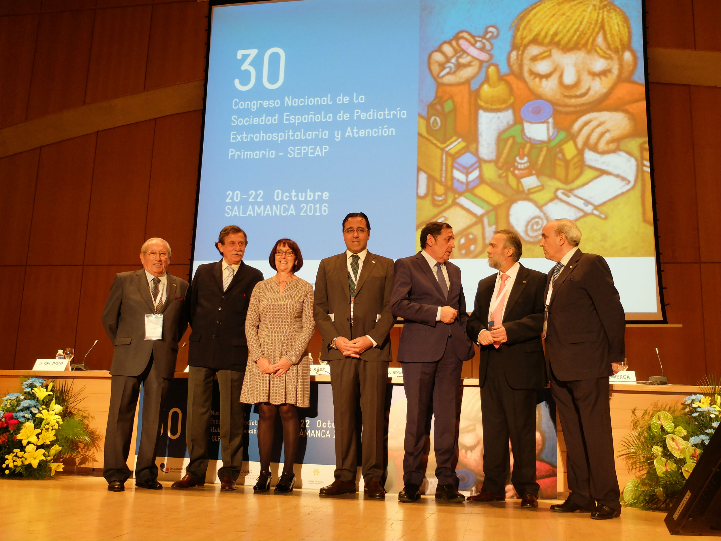 La vicerrectora de Ordenación Académica y Profesorado asiste a la inauguración  del 30º Congreso Nacional de la Sociedad Española de Pediatría Extrahospitalaria y Atención Primaria 