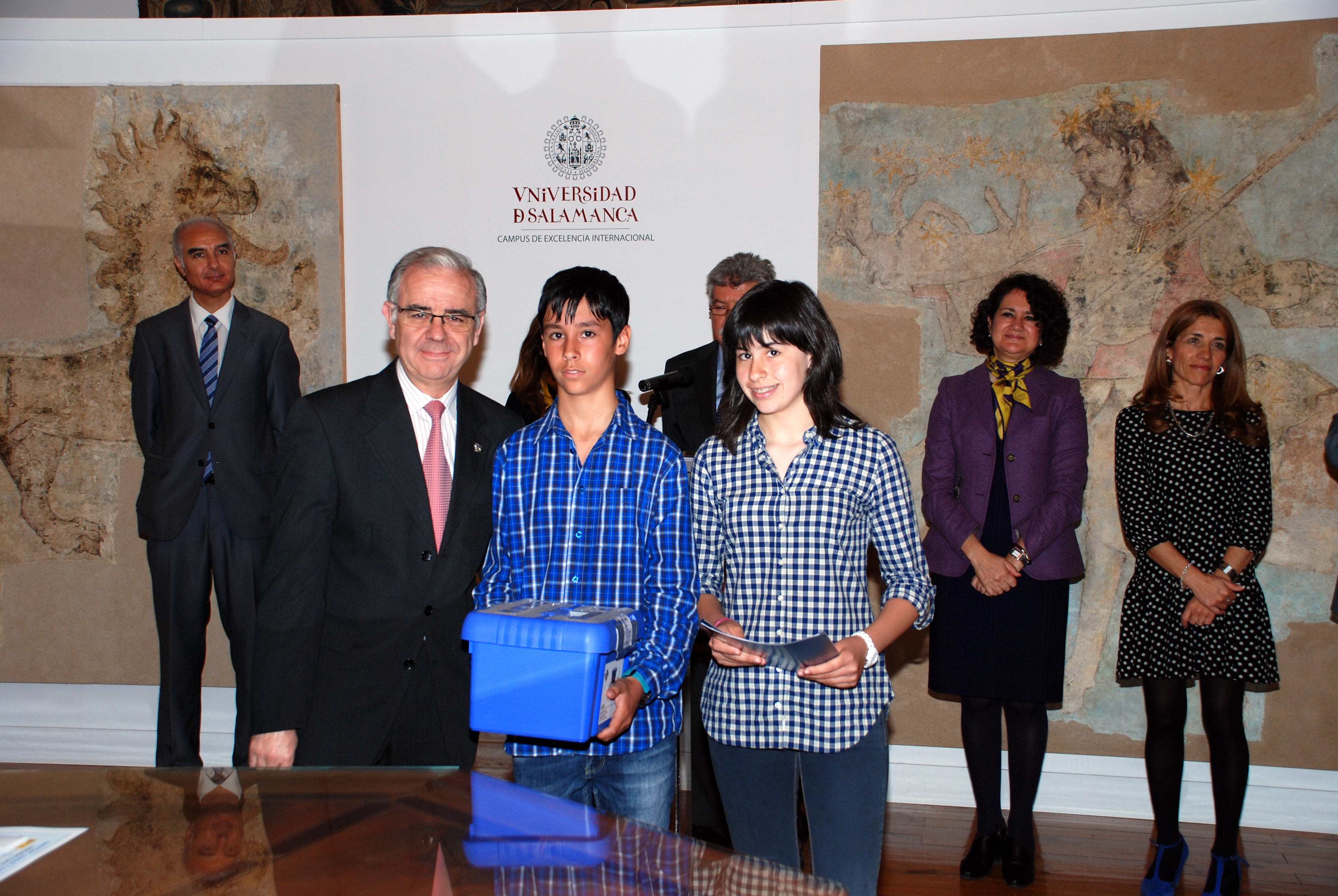 La Universidad de Salamanca entrega de los premios del concurso escolar de ideas “Investiga, conoce y cuida el agua”