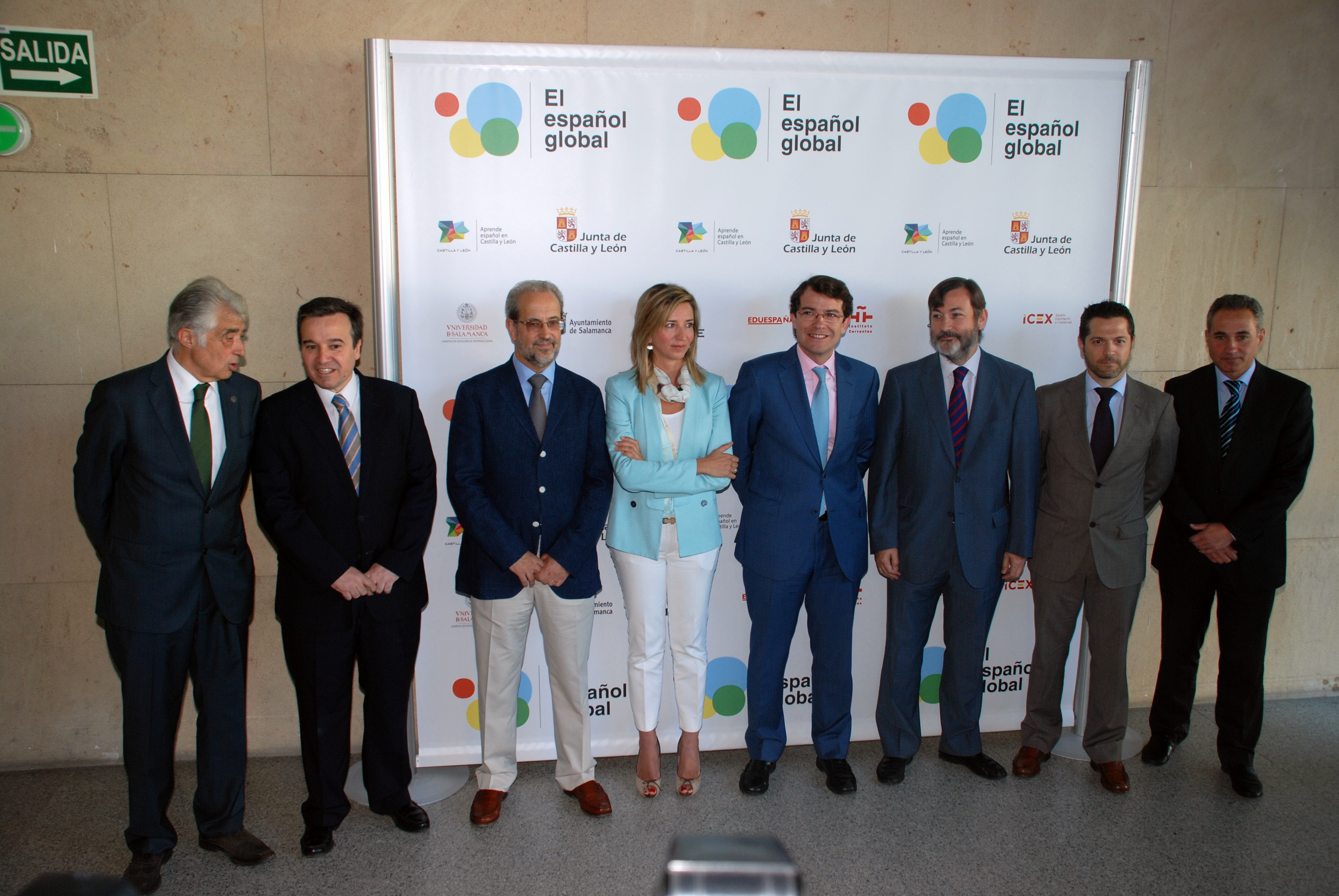 El rector y la vicerrectora de Relaciones Internacionales asisten a la inauguración del III Congreso Internacional del Español
