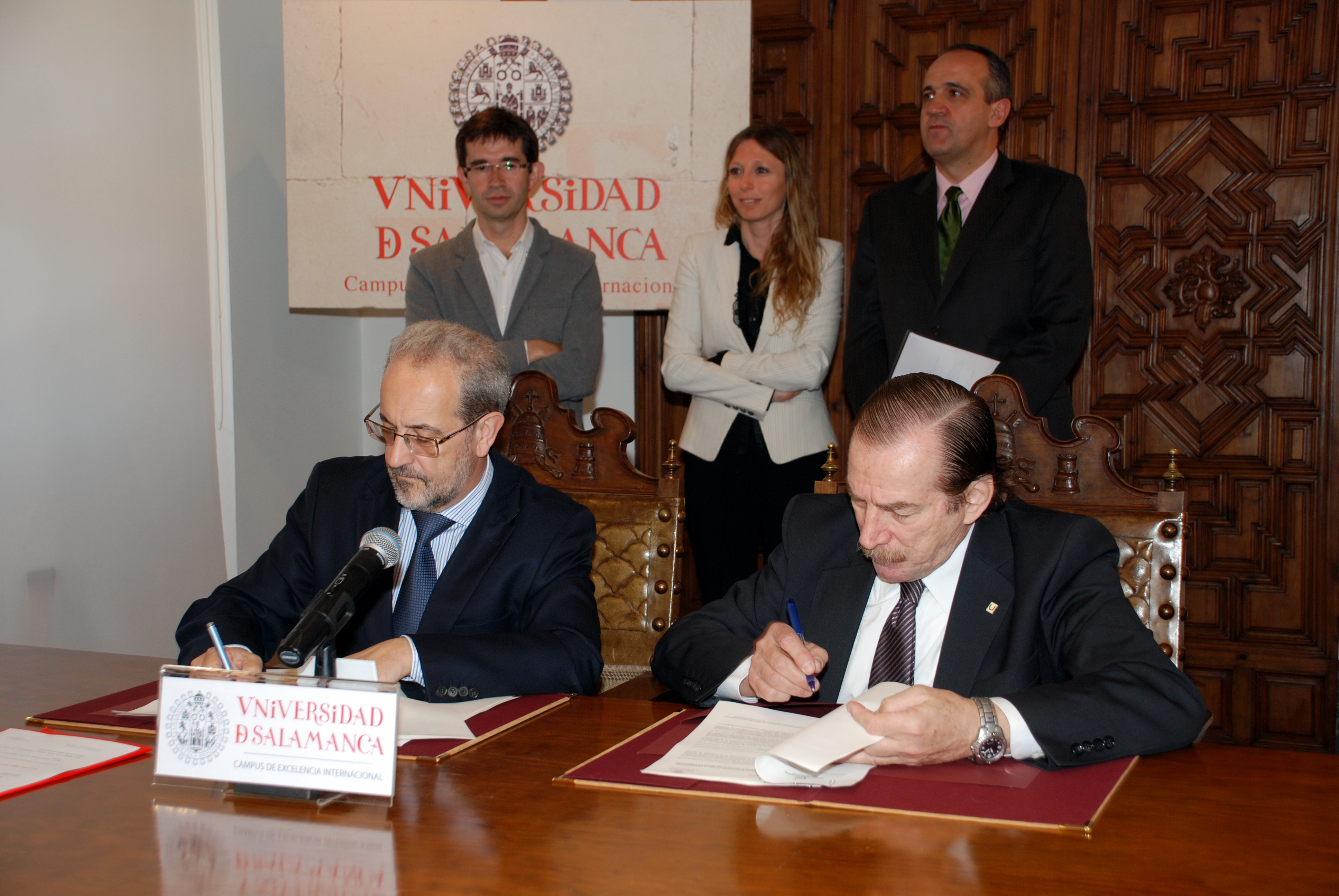 Las universidades de Salamanca y Nacional del Nordeste (Argentina) crearán un programa de dobles titulaciones