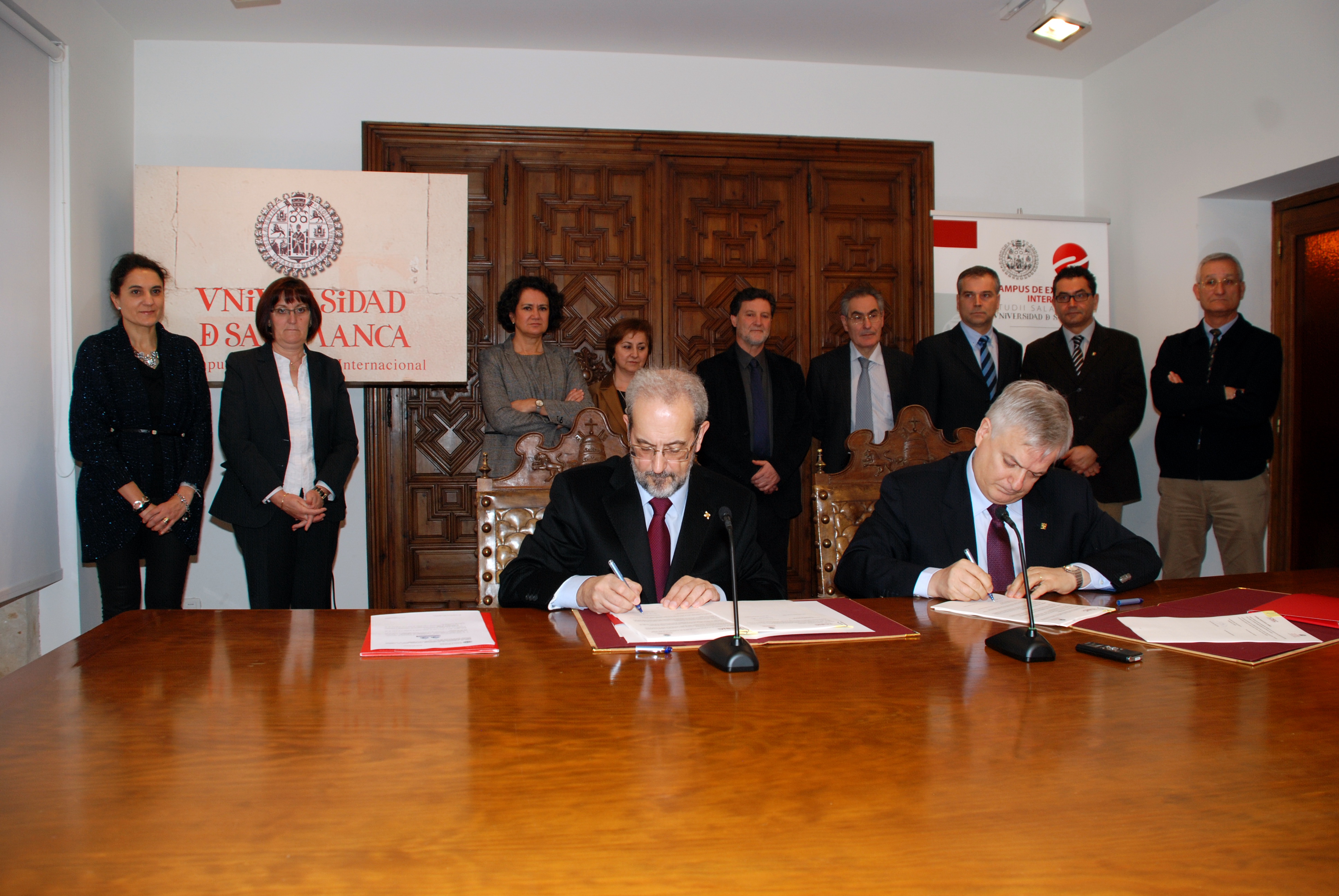 La Universidad de Salamanca y el Consejo Superior de Investigaciones Científicas impulsan el desarrollo conjunto de programas de doctorado y másteres universitarios