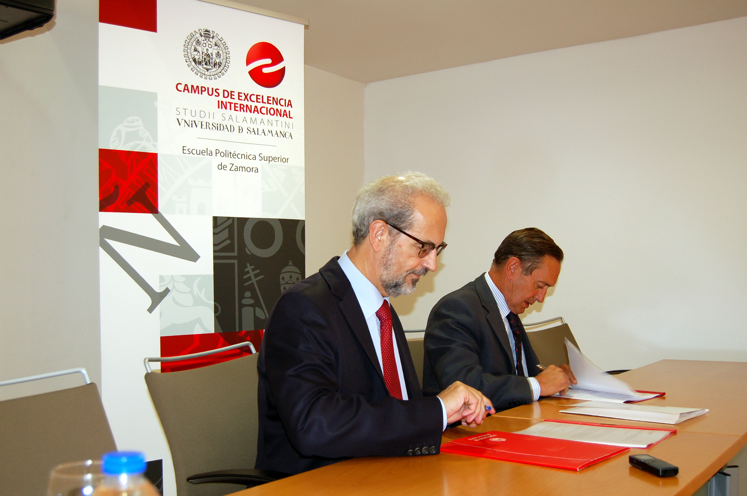 La Universidad de Salamanca y la Cámara Oficial de Comercio e Industria de Zamora impulsan la creación y desarrollo de empresas