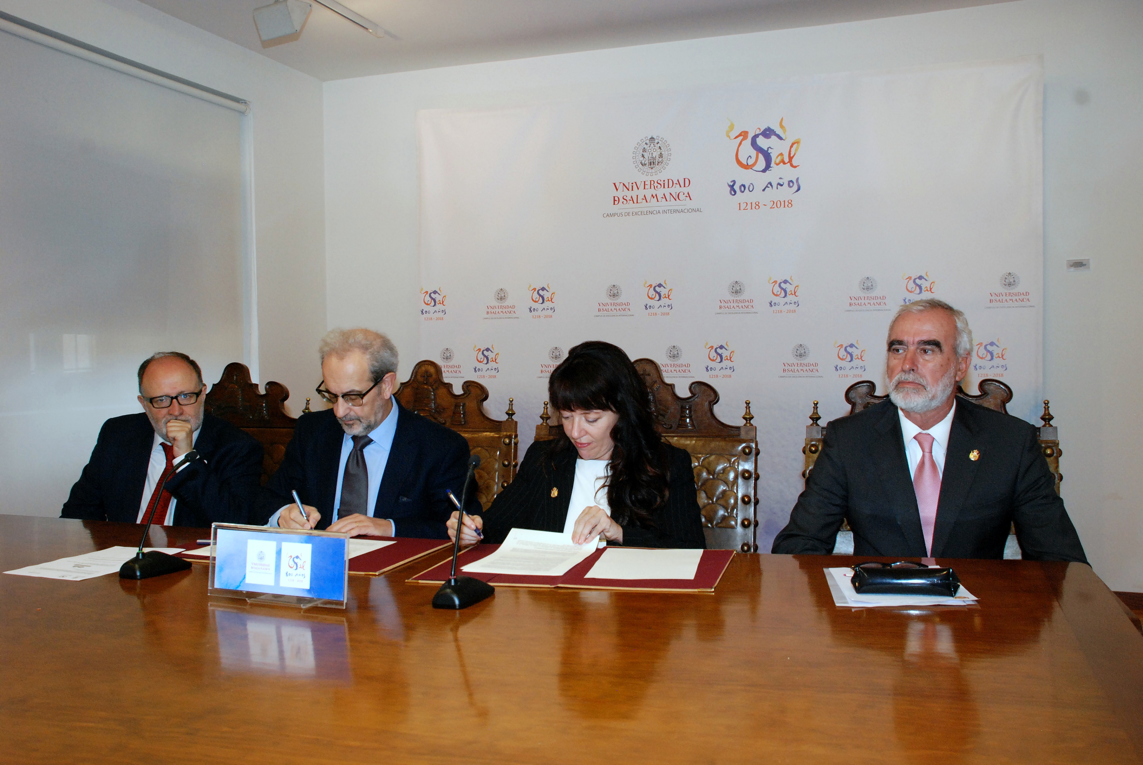 La Universidad de Salamanca y la asociación ‘The Legacy’ firman un convenio de colaboración para impulsar la difusión de la USAL en Estados Unidos 