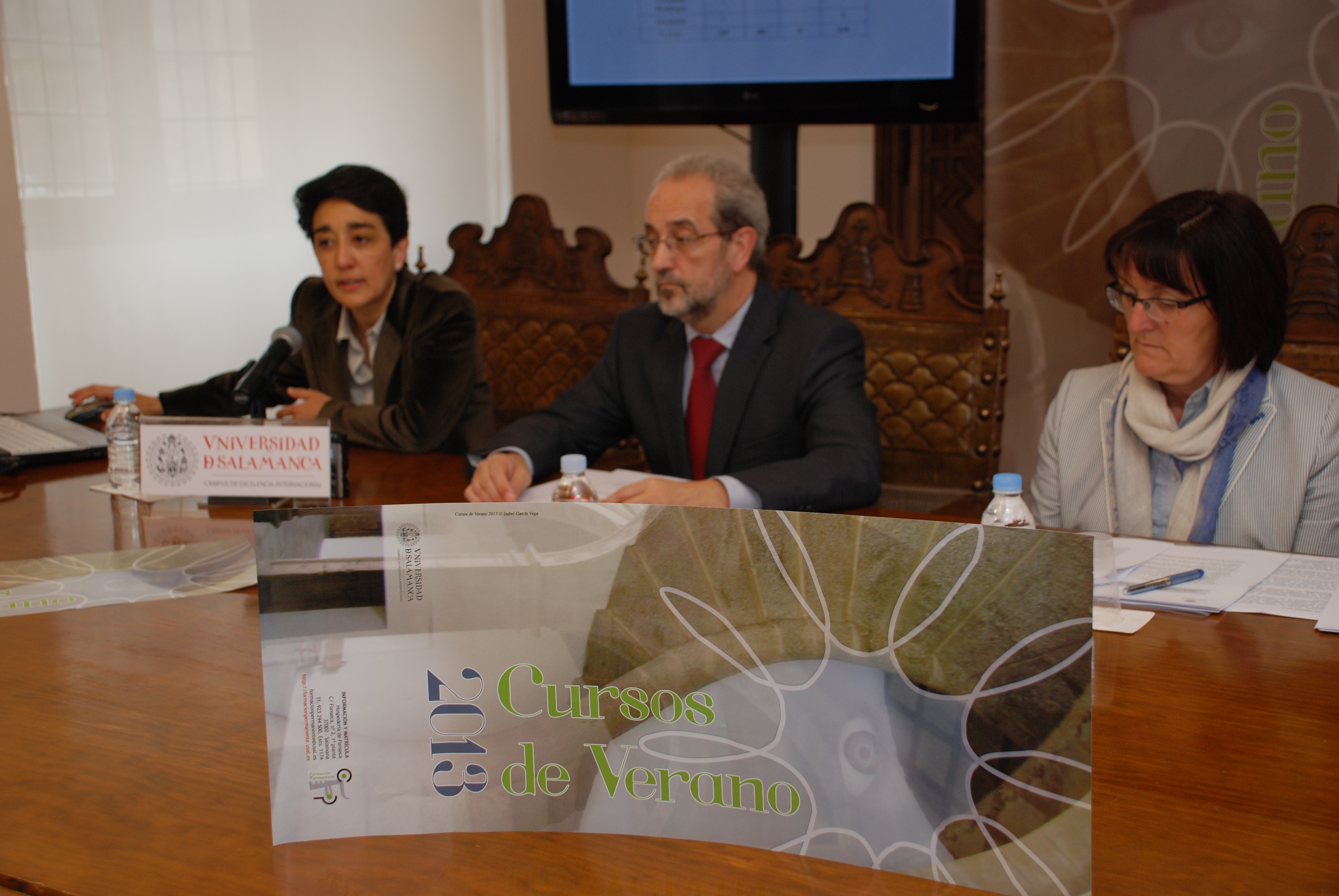 El rector presenta los Cursos de Verano de 2013 de la Universidad de Salamanca