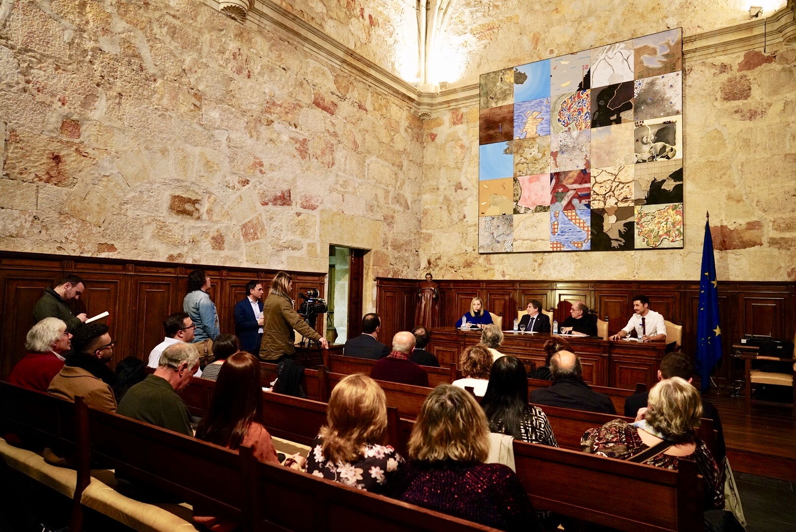 La Universidad de Salamanca y RTVCYL inauguran la exposición fotográfica ‘El tiempo, la mirada de la audiencia’