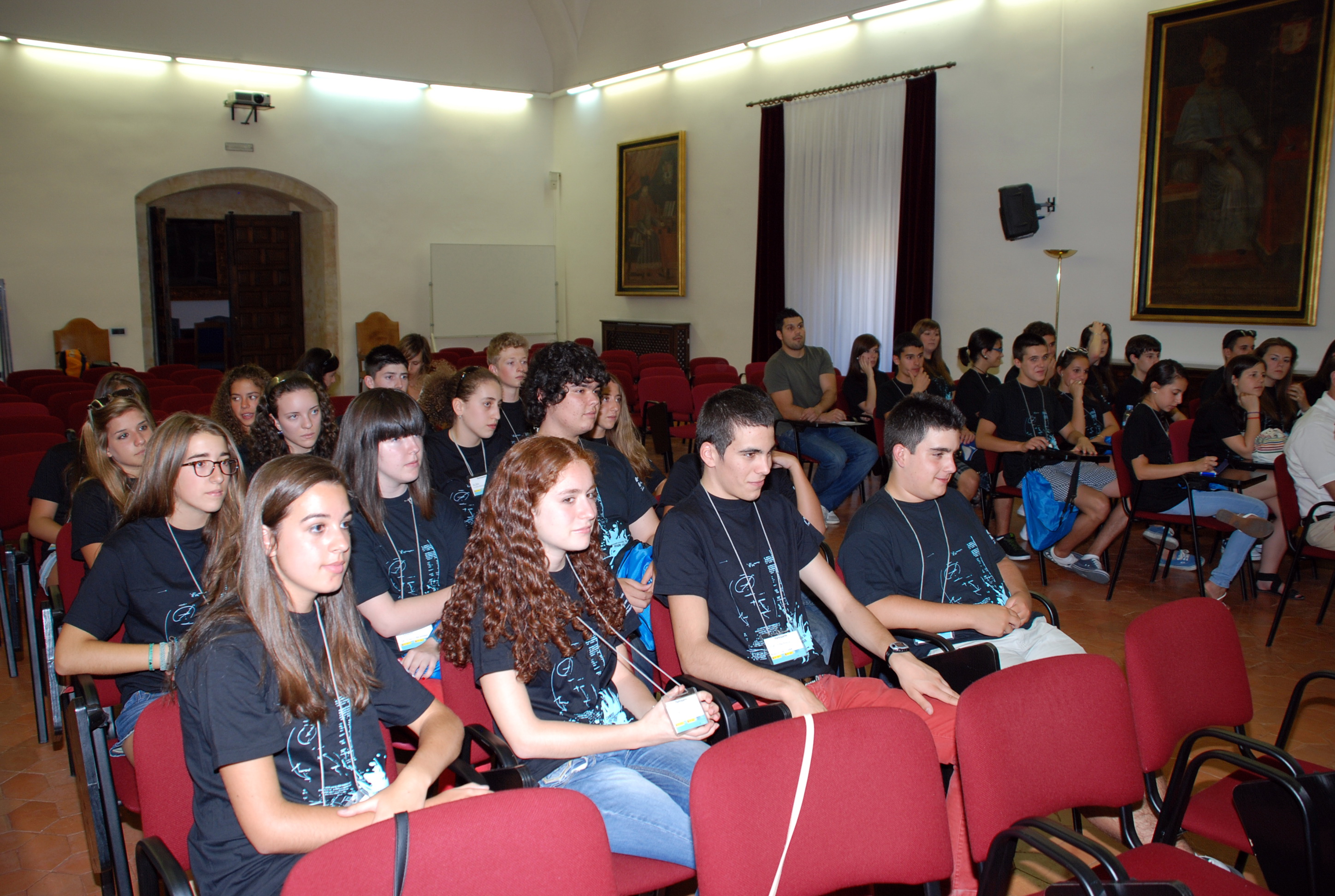 Las vicerrectoras de Investigación y Estudiantes inauguran la 2ª fase del Campus Científico de Verano de la Universidad de Salamanca