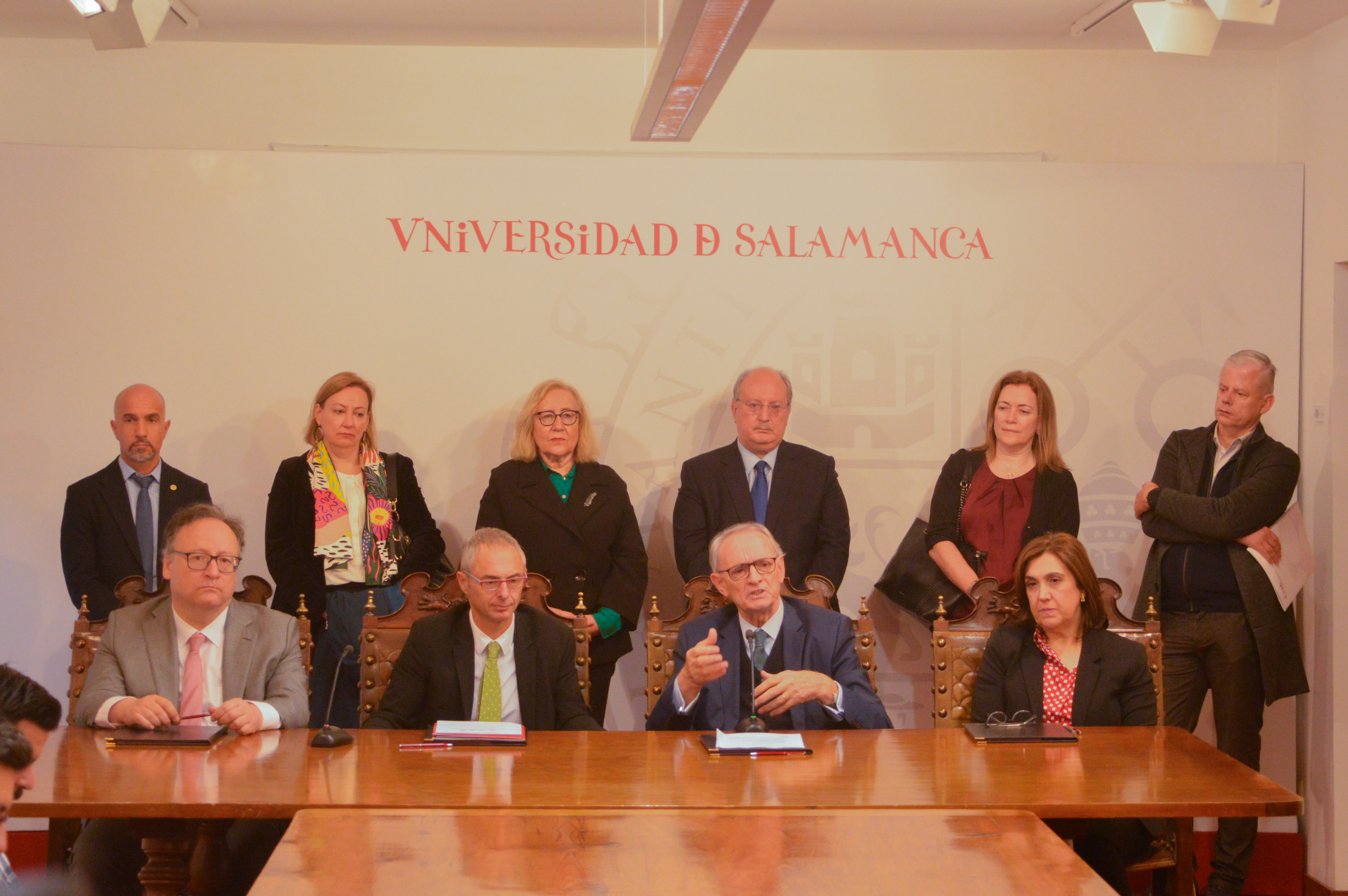 Acuerdo entre los Consejos Económico y Social de España y Portugal y la Universidad de Salamanca 