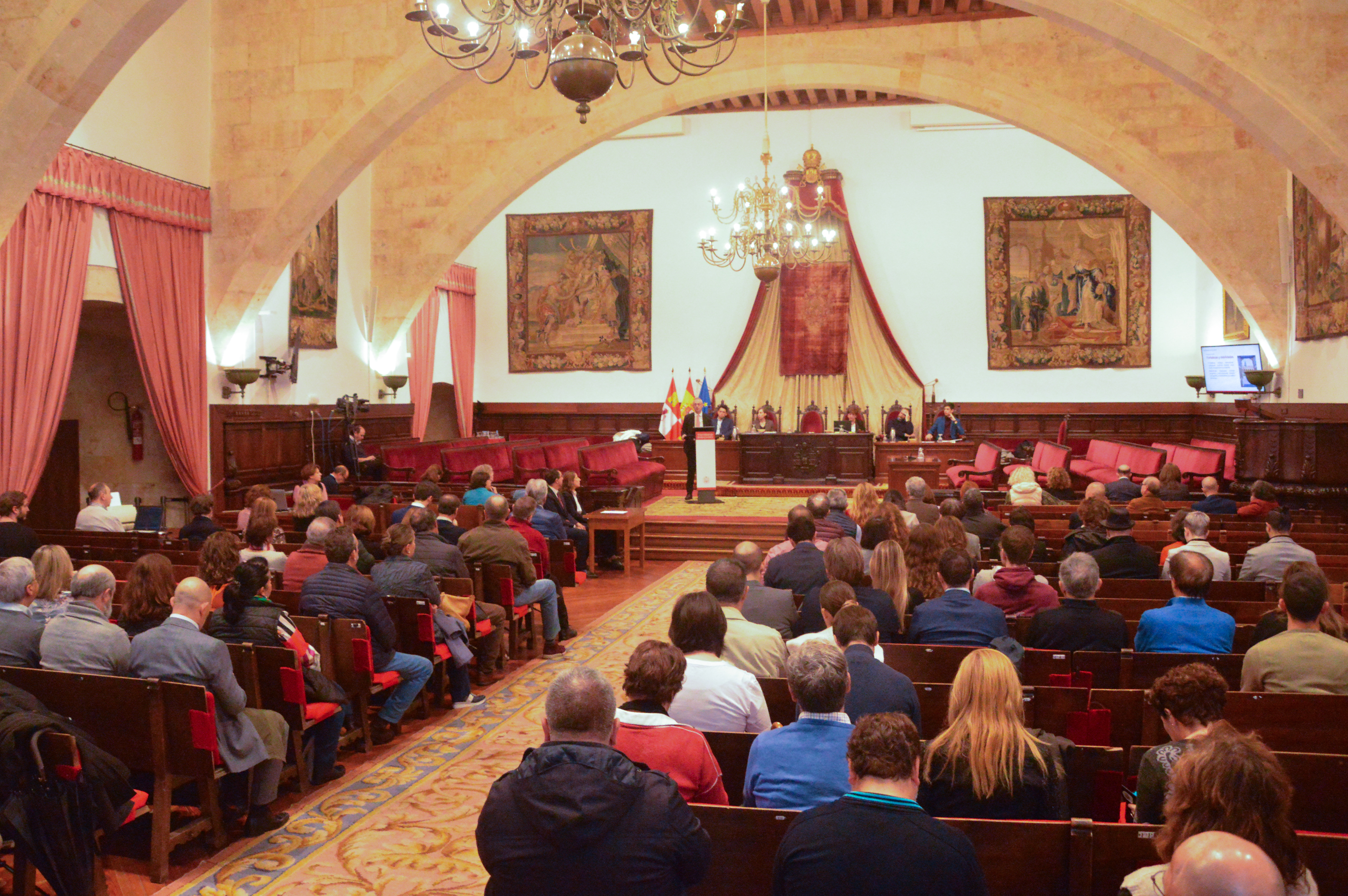 El Claustro de la Universidad de Salamanca organiza una sesión ordinaria