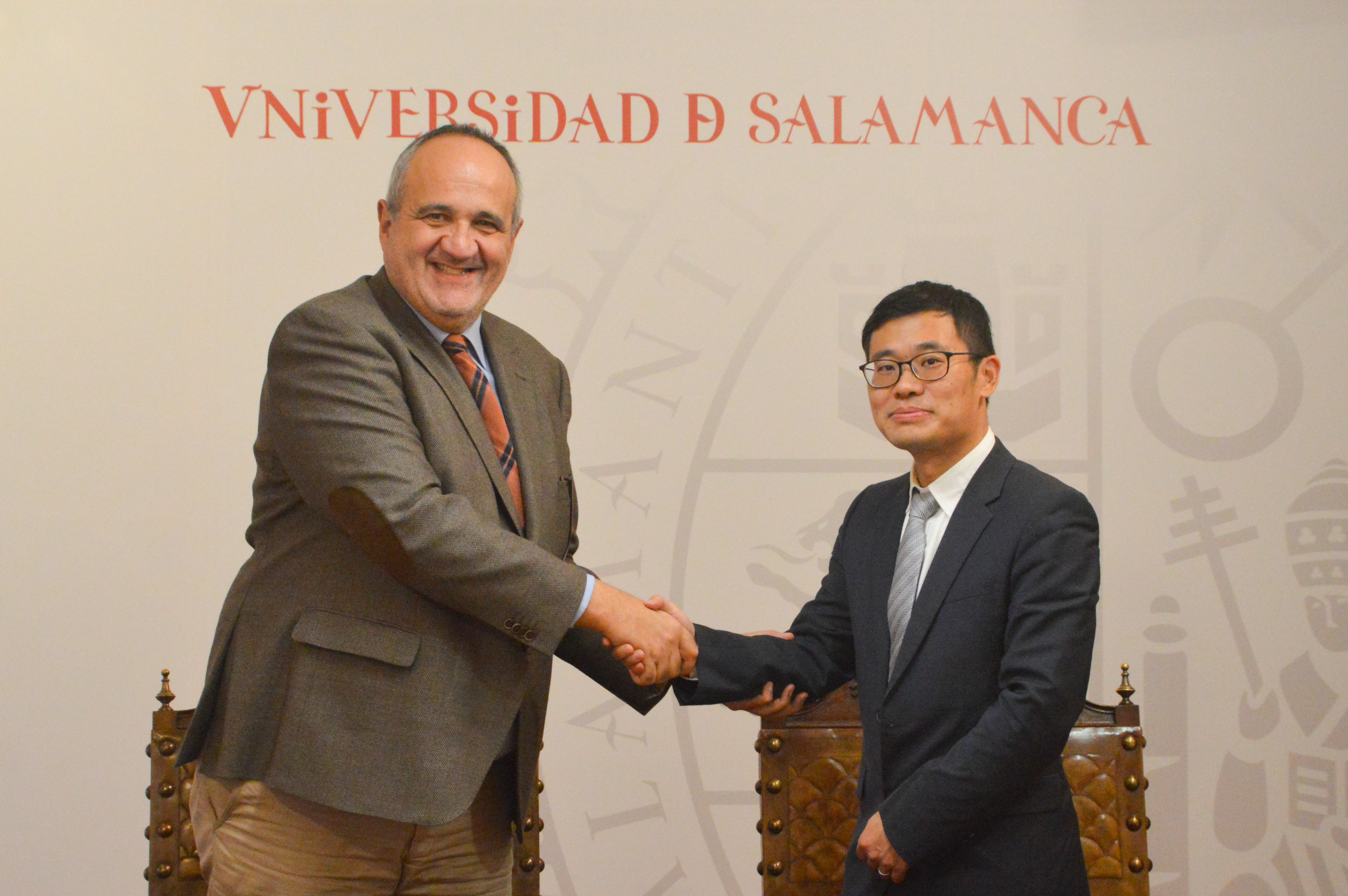 La Universidad de Salamanca activa el programa de becas para cursar másteres en China