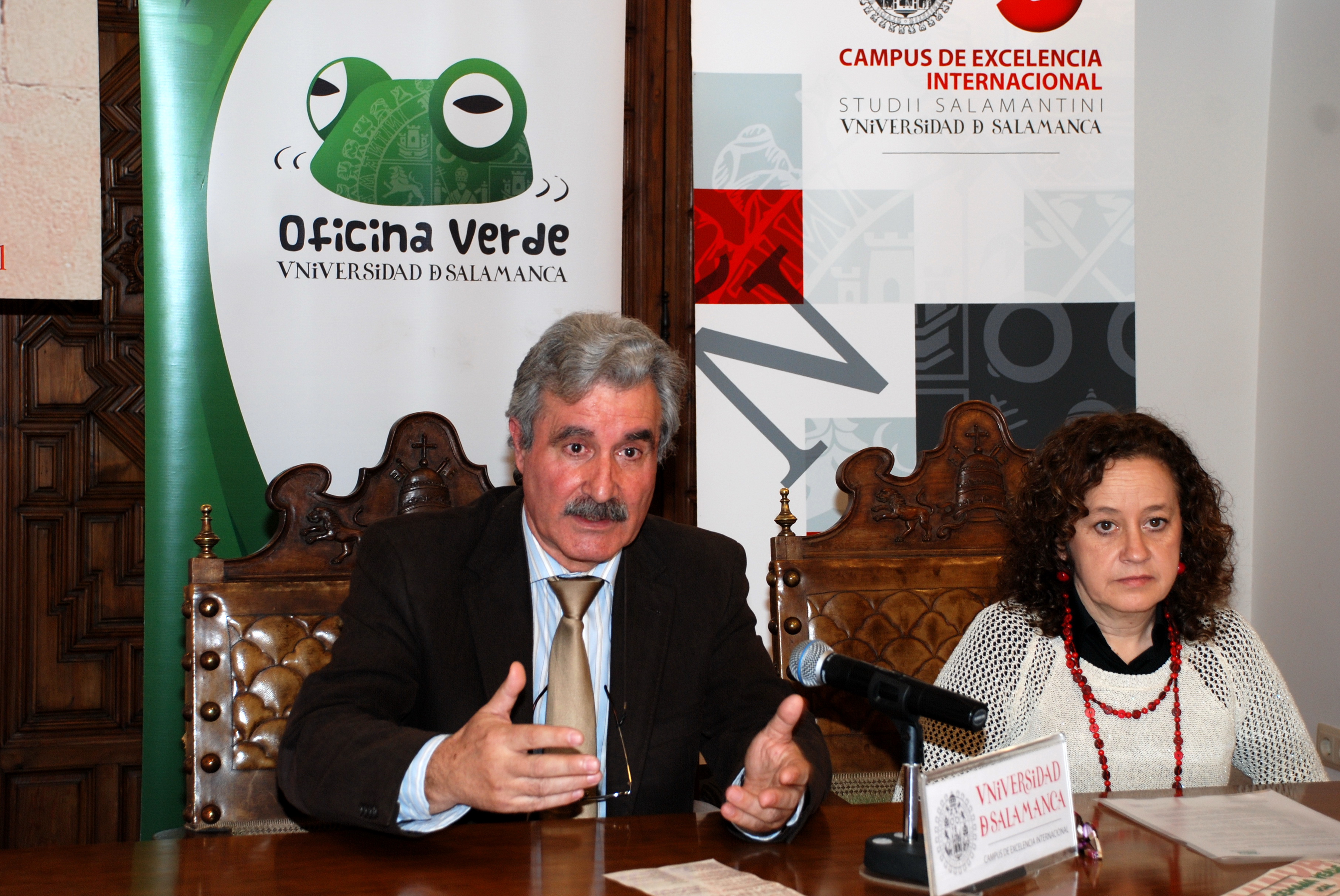 La vicerrectora de Innovación e Infraestructuras, Pastora Vega, presenta la programación de la VI Semana Verde de la Universidad de Salamanca