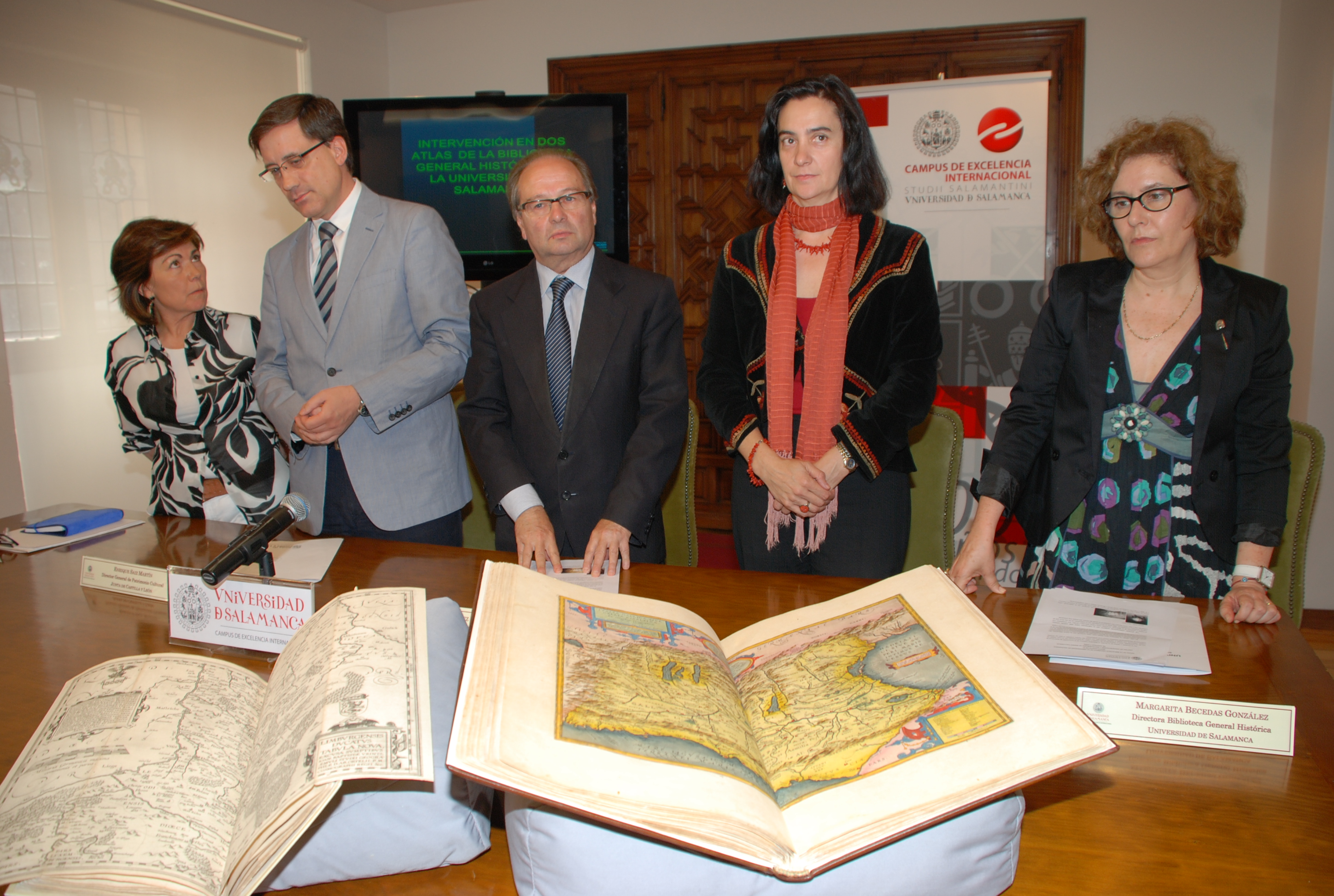 El Centro de Conservación y Restauración de Bienes Culturales de Castilla y León restaura dos atlas del siglo XVII