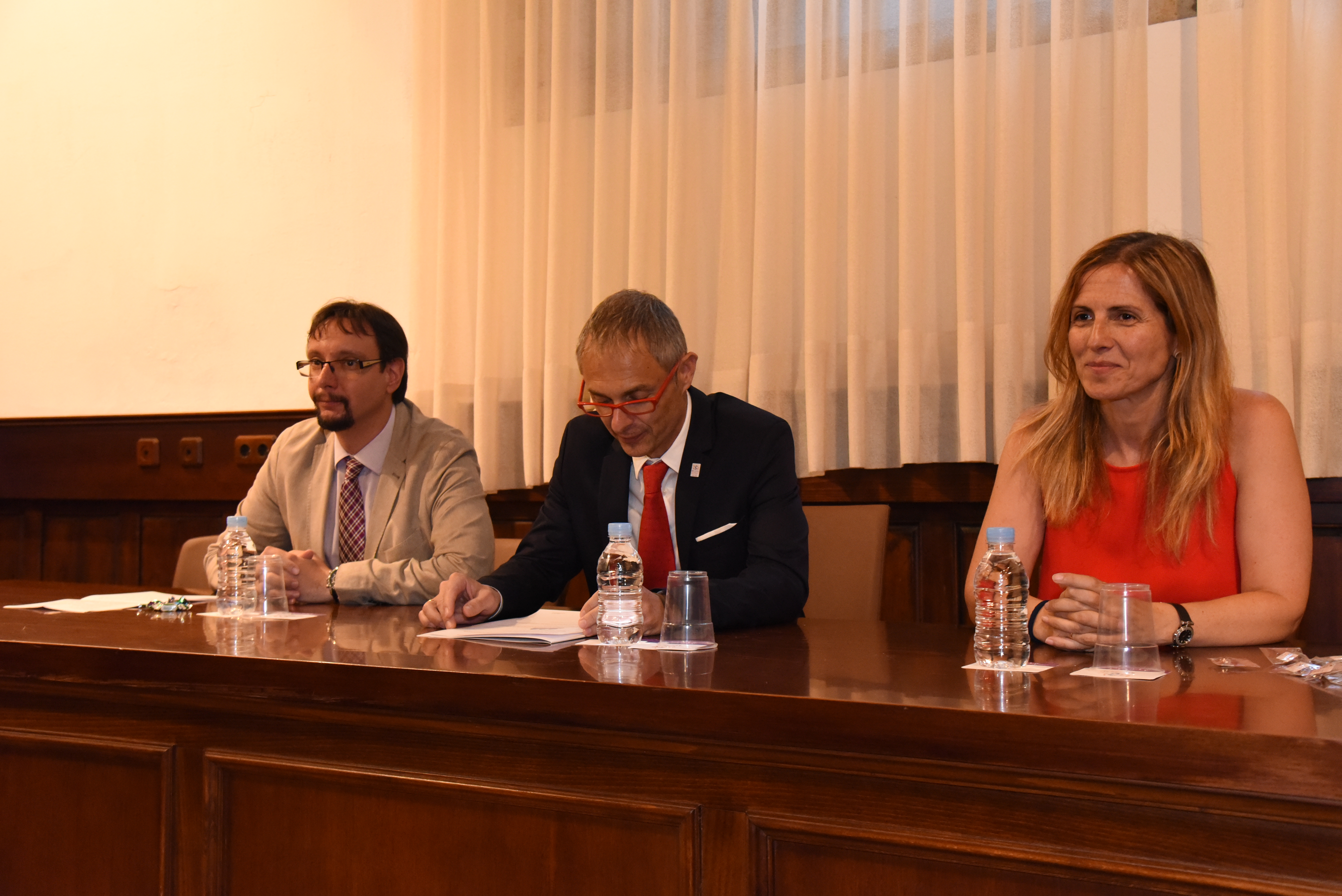 El rector clausura el Curso de Postgrado en Derecho Público Sancionador