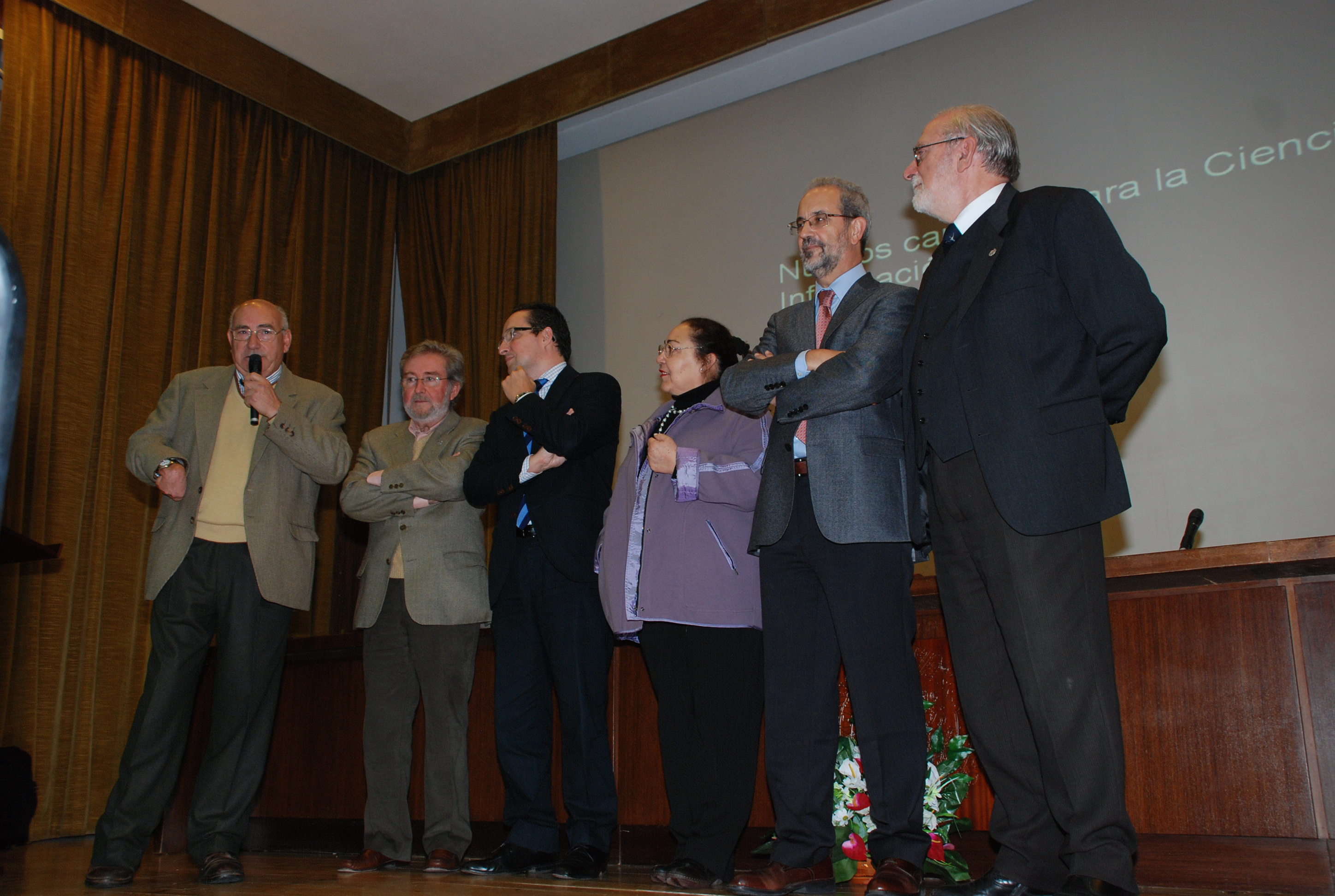 El rector preside el homenaje a los profesores jubilados de la Facultad de Ciencias
