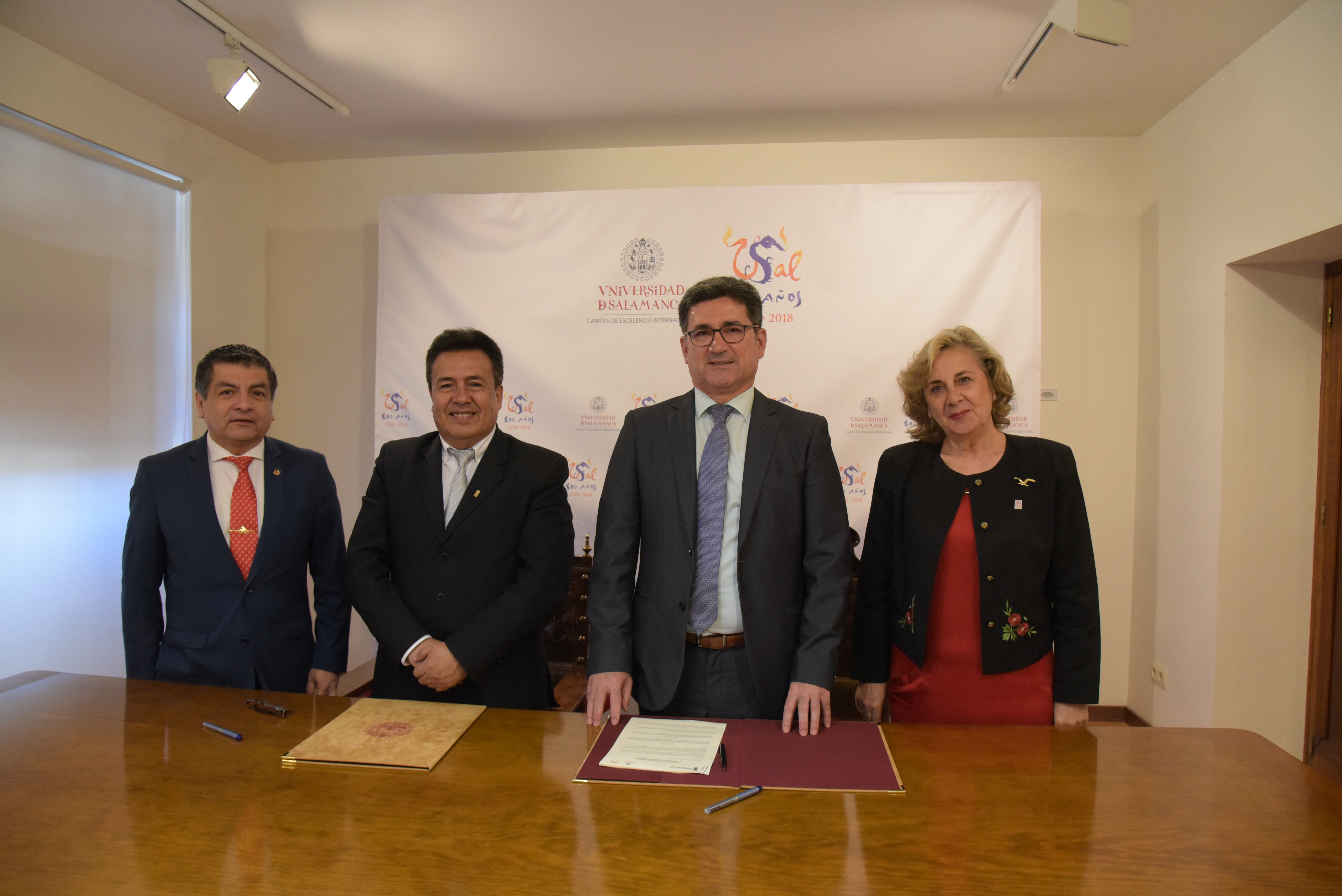 La Universidad de Salamanca suscribe dos convenios de colaboración con la Universidad Nacional Federico Villareal y la Universidad Estadual do Norte de Paraná  