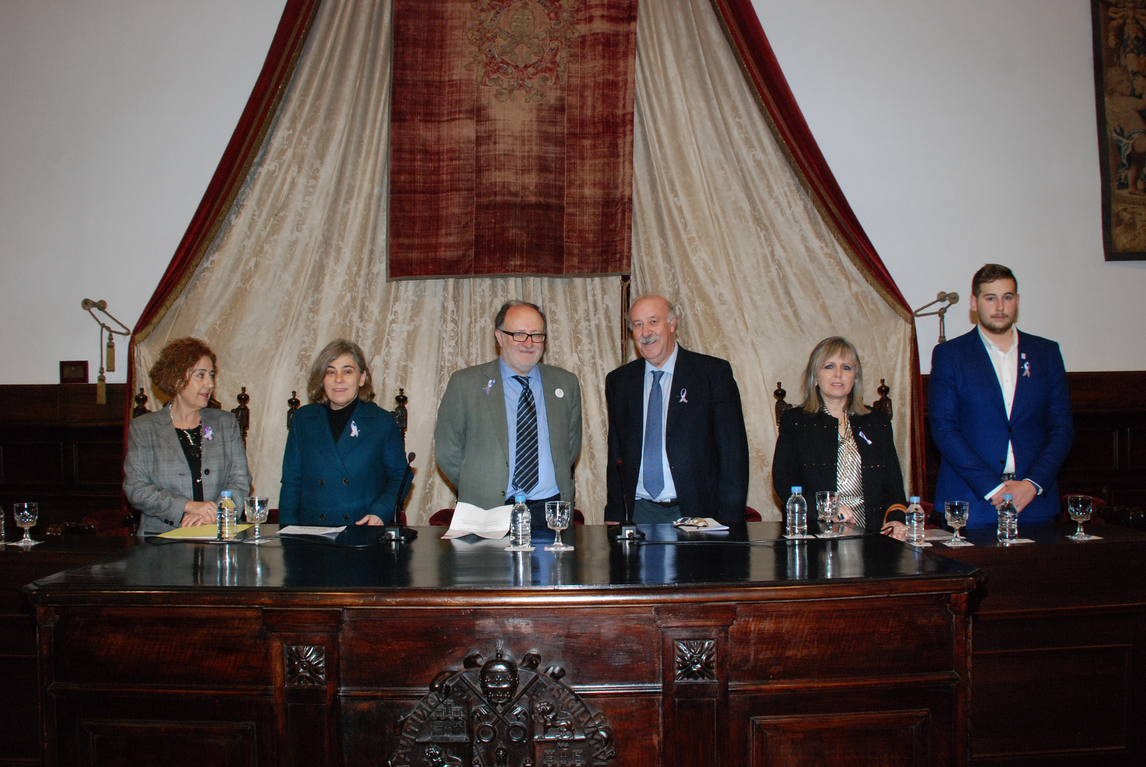 El Consejo de Gobierno de la Universidad de Salamanca aprueba una declaración institucional de rechazo a la violencia de género