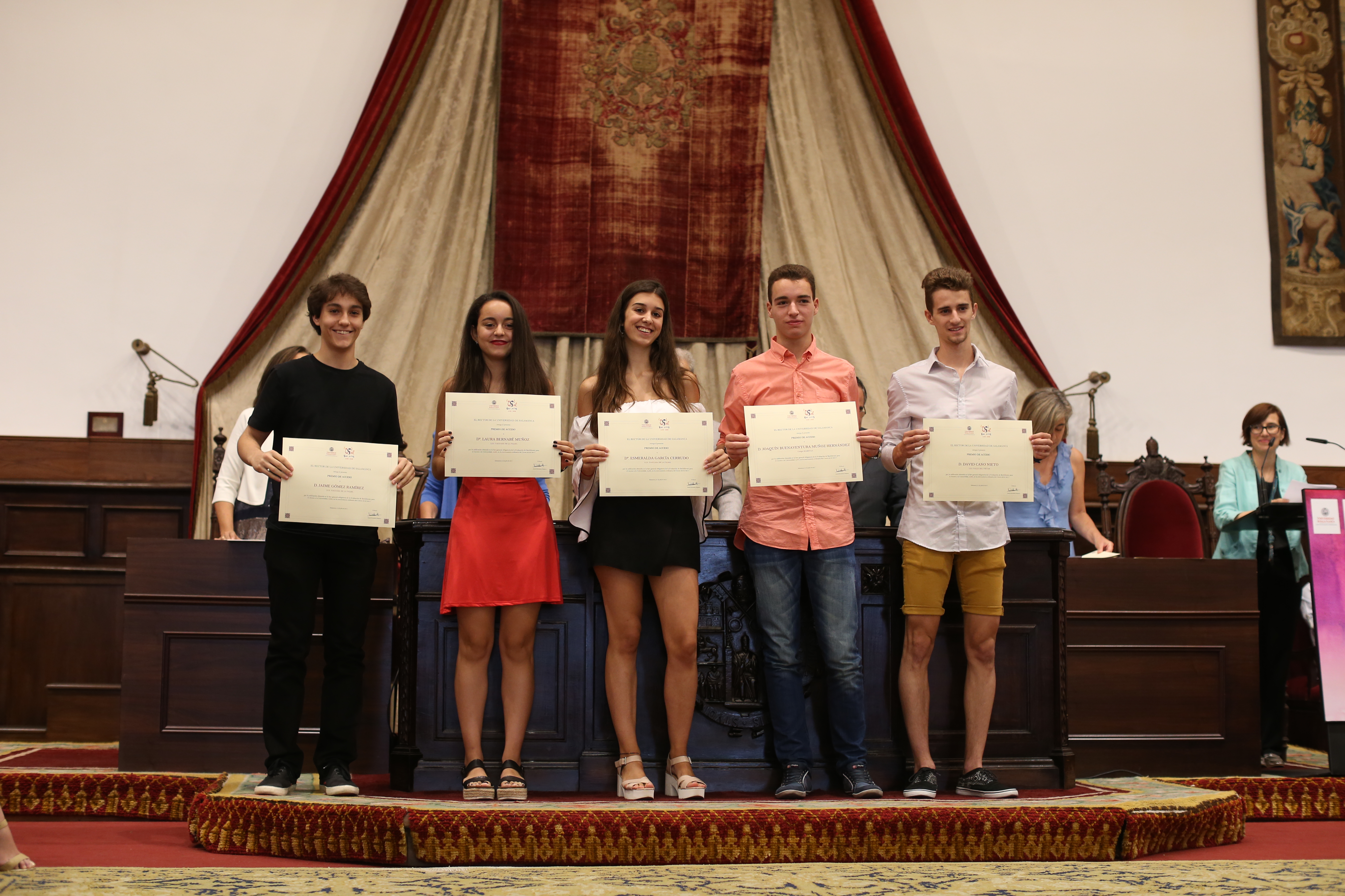 La Universidad de Salamanca premia las 100 mejores notas de la EBAU