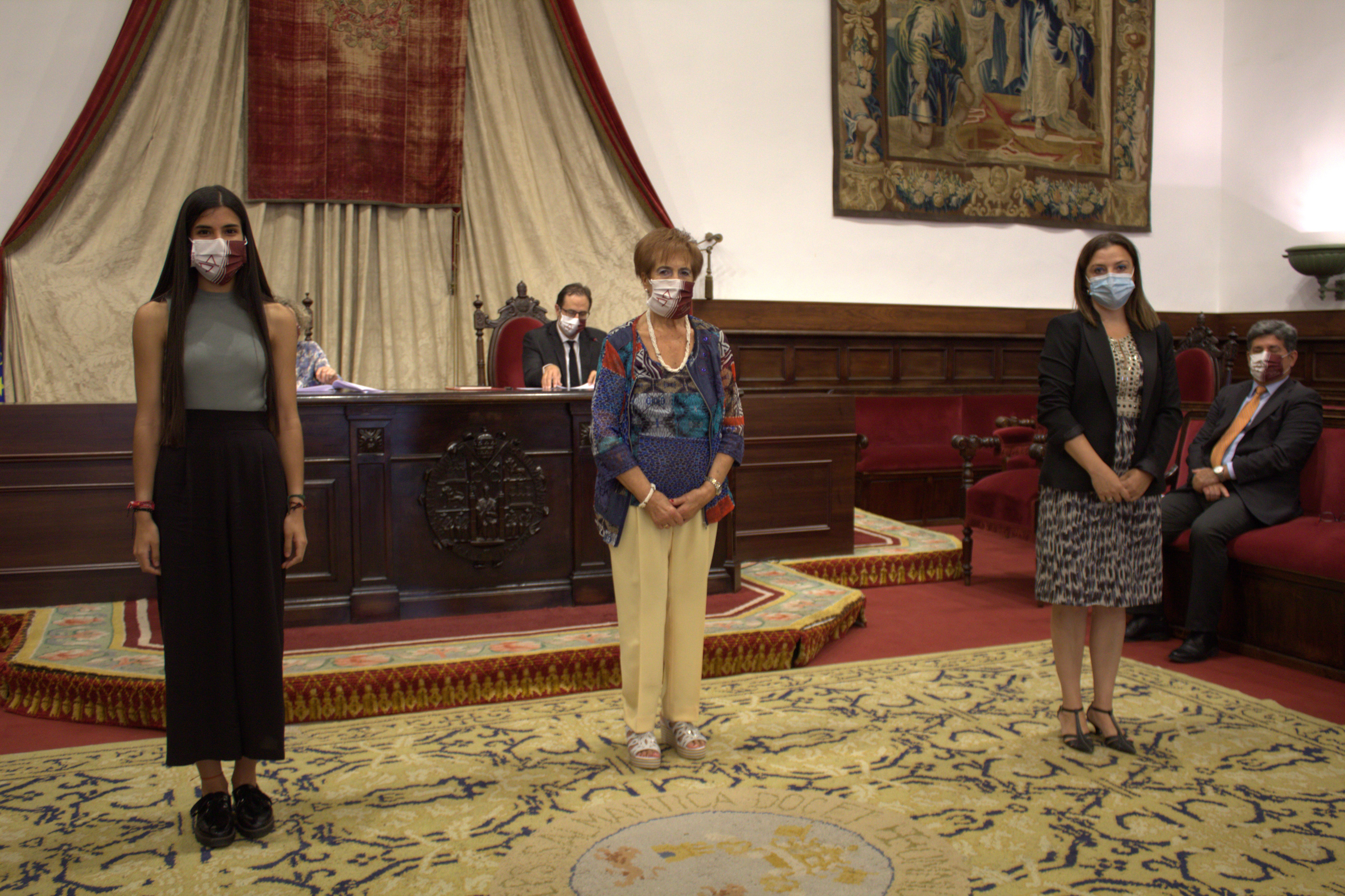 Alumni – Universidad de Salamanca entrega los premios ‘Profesor Garmendia’, ‘José Manuel Gómez Pérez’, ‘López Martí’ e ‘Igualdad’
