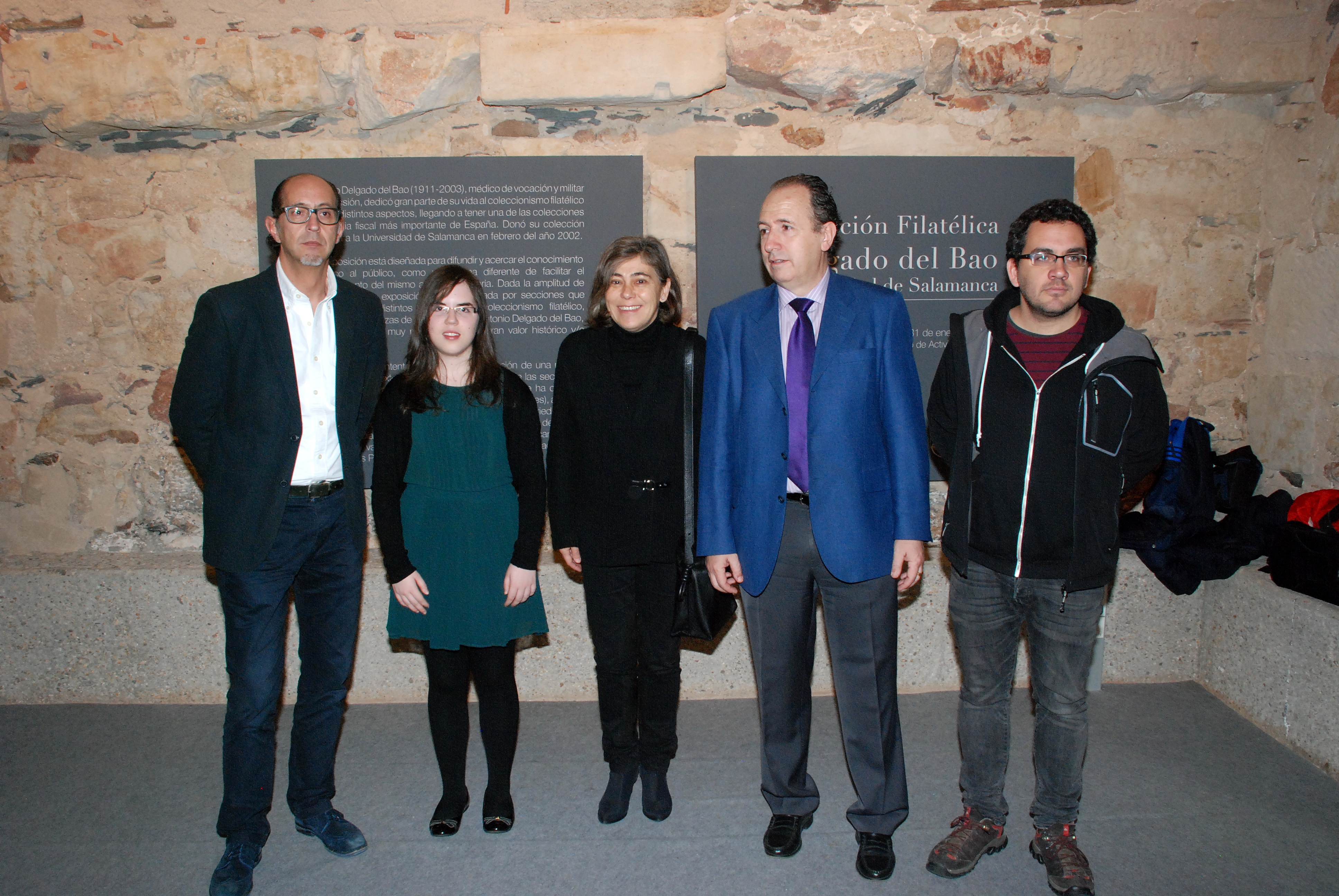El Servicio de Actividades Culturales inaugura la exposición ‘Colección Filatélica Delgado del Bao’