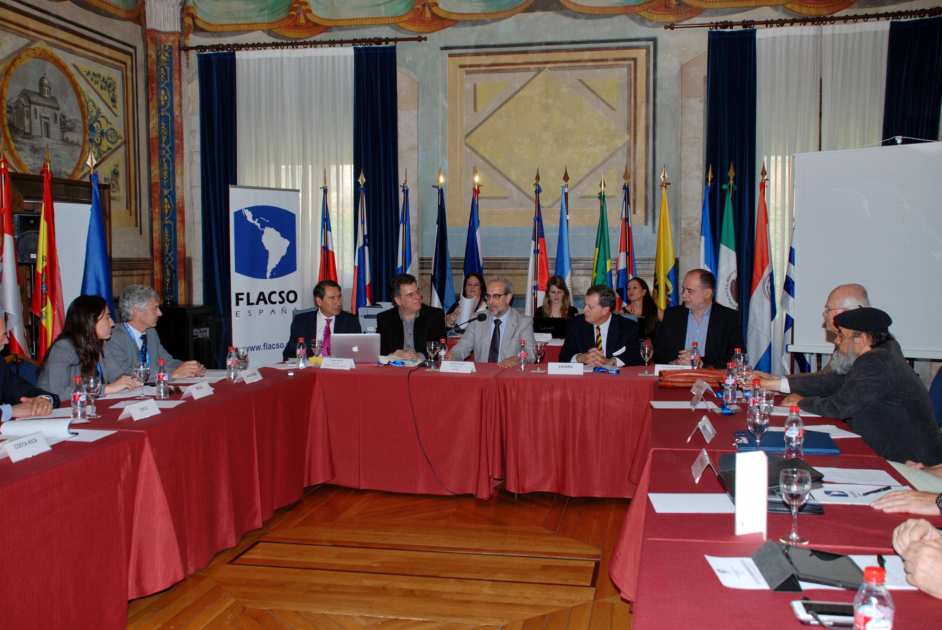 La Universidad acoge las reuniones de los órganos de gobierno de la Facultad Latinoamericana de Ciencias Sociales (FLACSO) 
