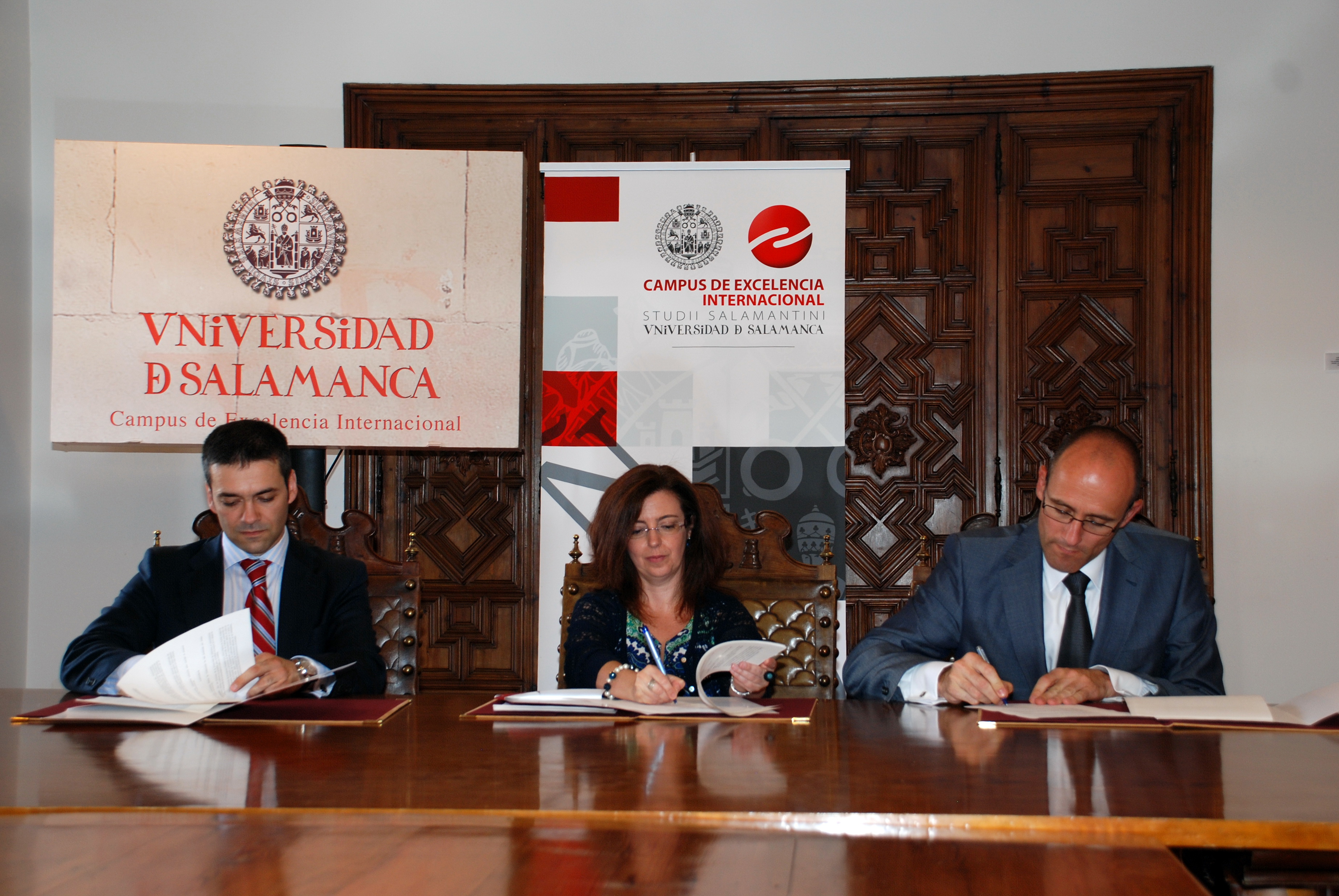 La Universidad de Salamanca y la empresa Flexiplan desarrollarán planes de mejora de la empleabilidad para desempleados