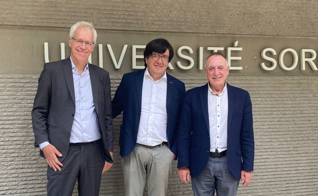 El director del Instituto de Iberoamérica de la Universidad de Salamanca, nuevo presidente del Consejo de Investigaciones Sociales de América Latina en Europa El director del Instituto de Iberoamérica de la Universidad de Salamanca, nuevo presidente del Consejo de Investigaciones Sociales de América Latina en Europa