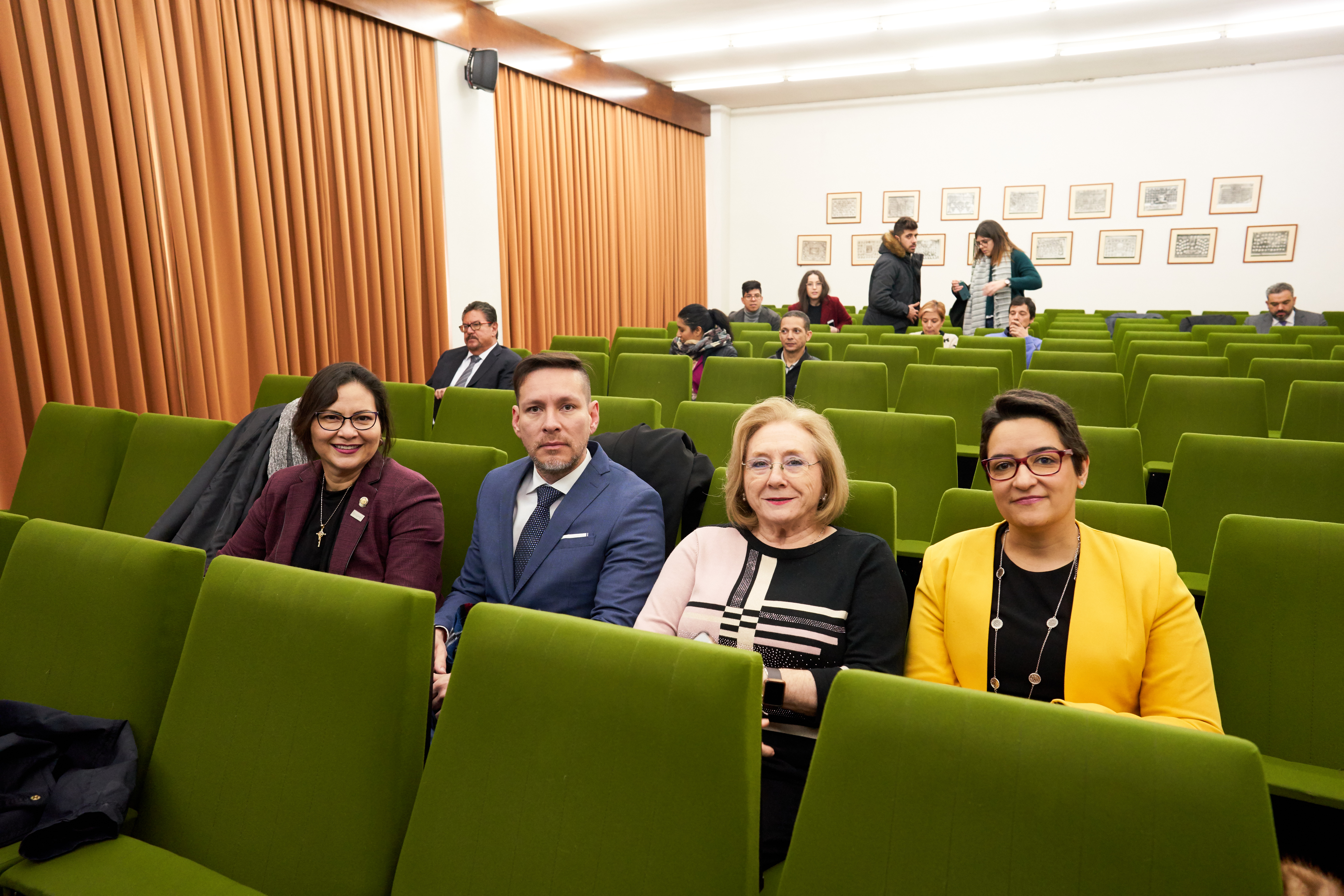 La USAL acoge la defensa de las primeras tesis doctorales con mención internacional fruto del convenio suscrito con la Escuela Superior Politécnica del Litoral de Guayaquil (Ecuador)