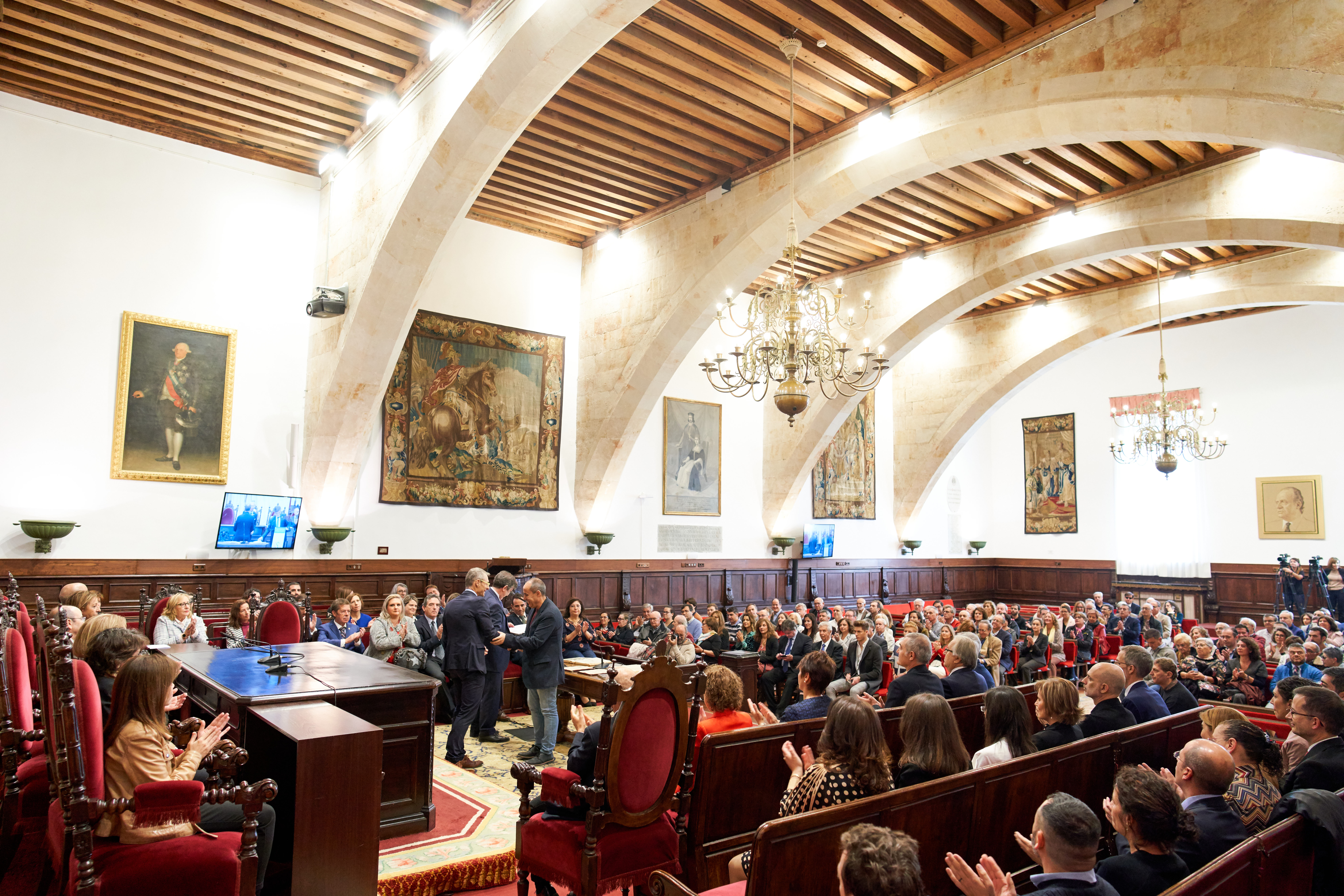 La Universidad de Salamanca celebra un acto de toma de posesión de los nuevos cargos académicos y del personal docente e investigador