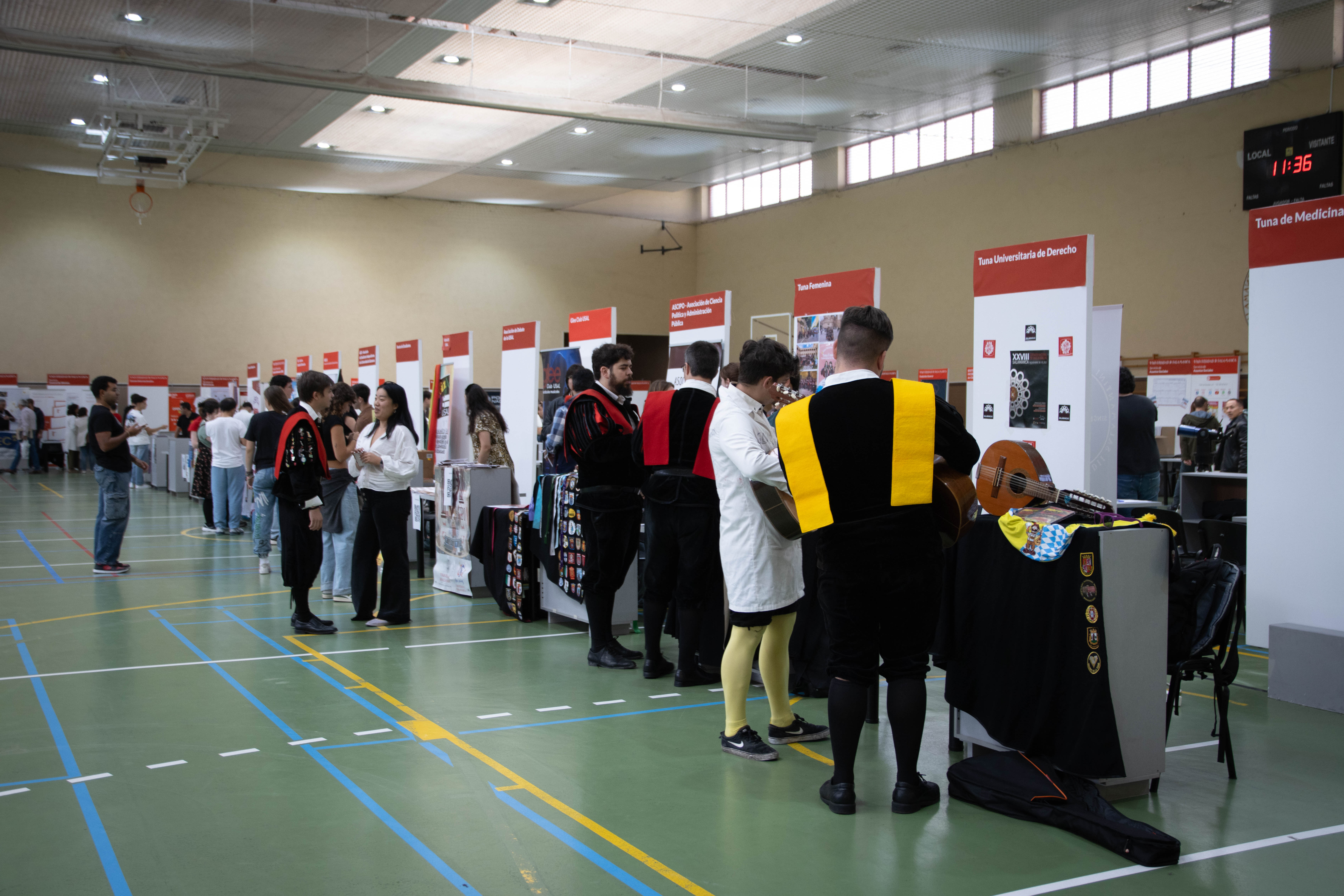 La Universidad da la bienvenida a sus nuevos estudiantes del campus de Salamanca para el curso 2024-2025