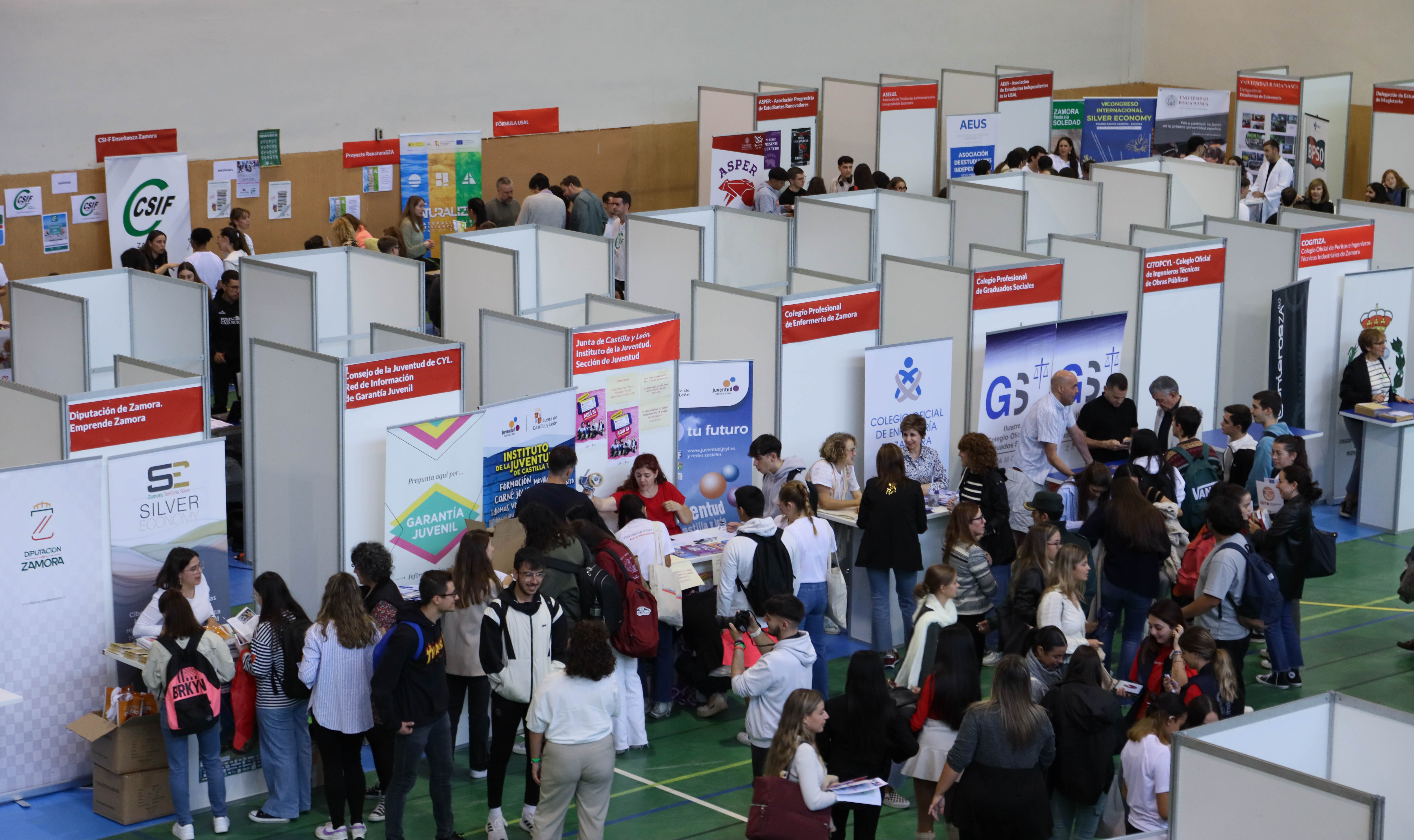 La Universidad de Salamanca da la bienvenida a sus nuevos estudiantes del campus de Zamora