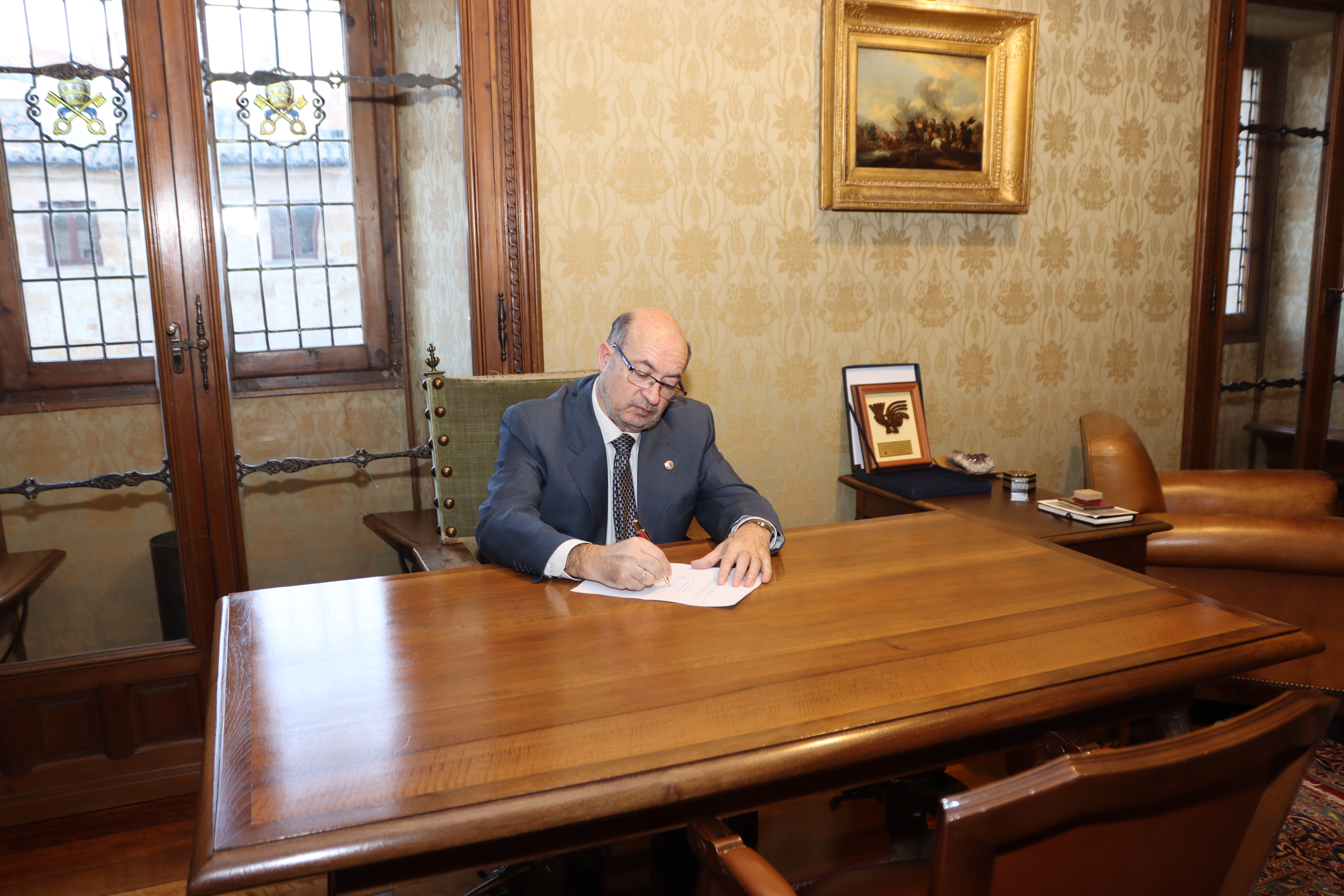 El rector en funciones David Díez convoca elecciones al Rectorado de la Universidad de Salamanca