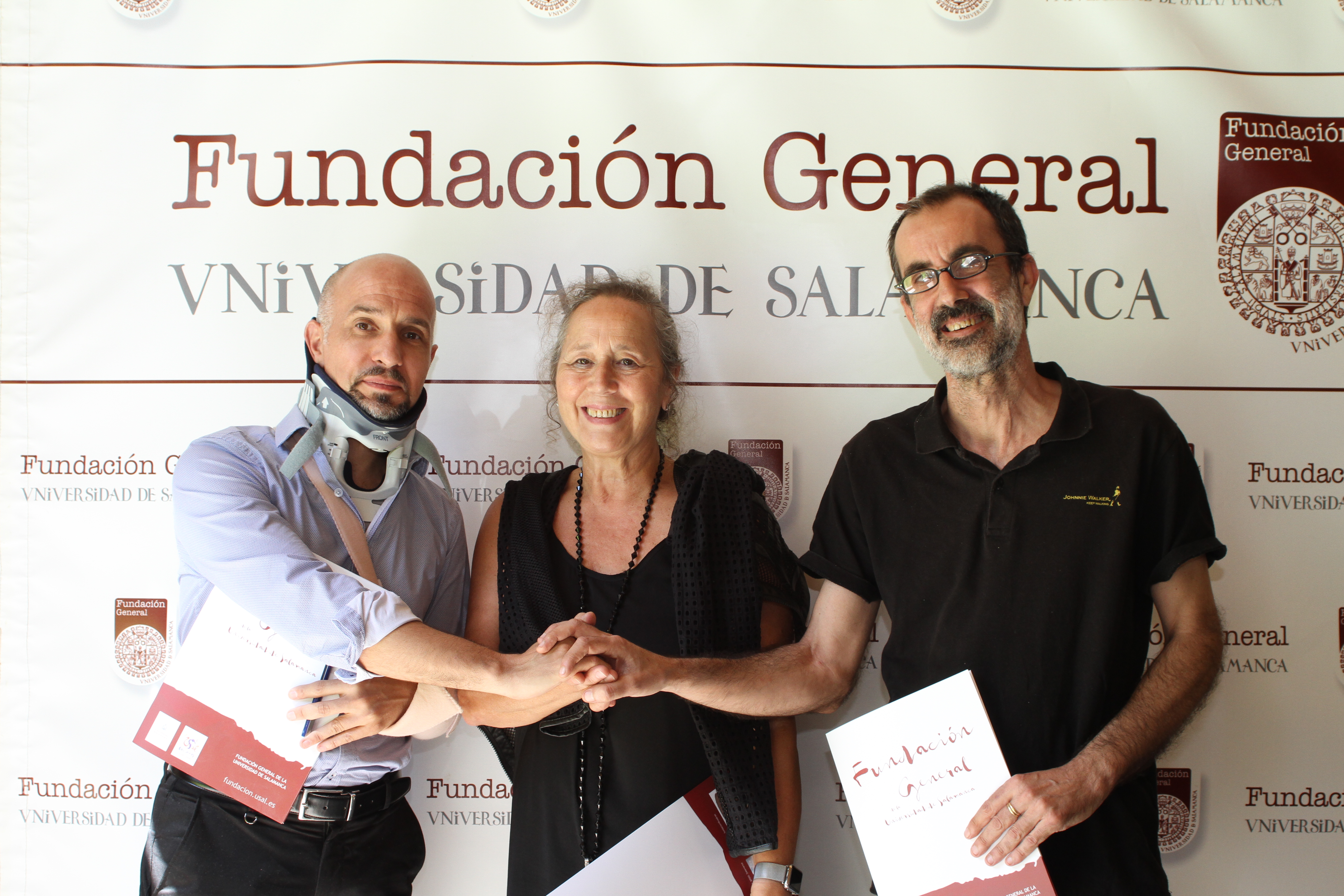 La Fundación General de la Universidad y Red Arrayán impulsan el reconocimiento del bordado popular de la Sierra de Francia como patrimonio inmaterial