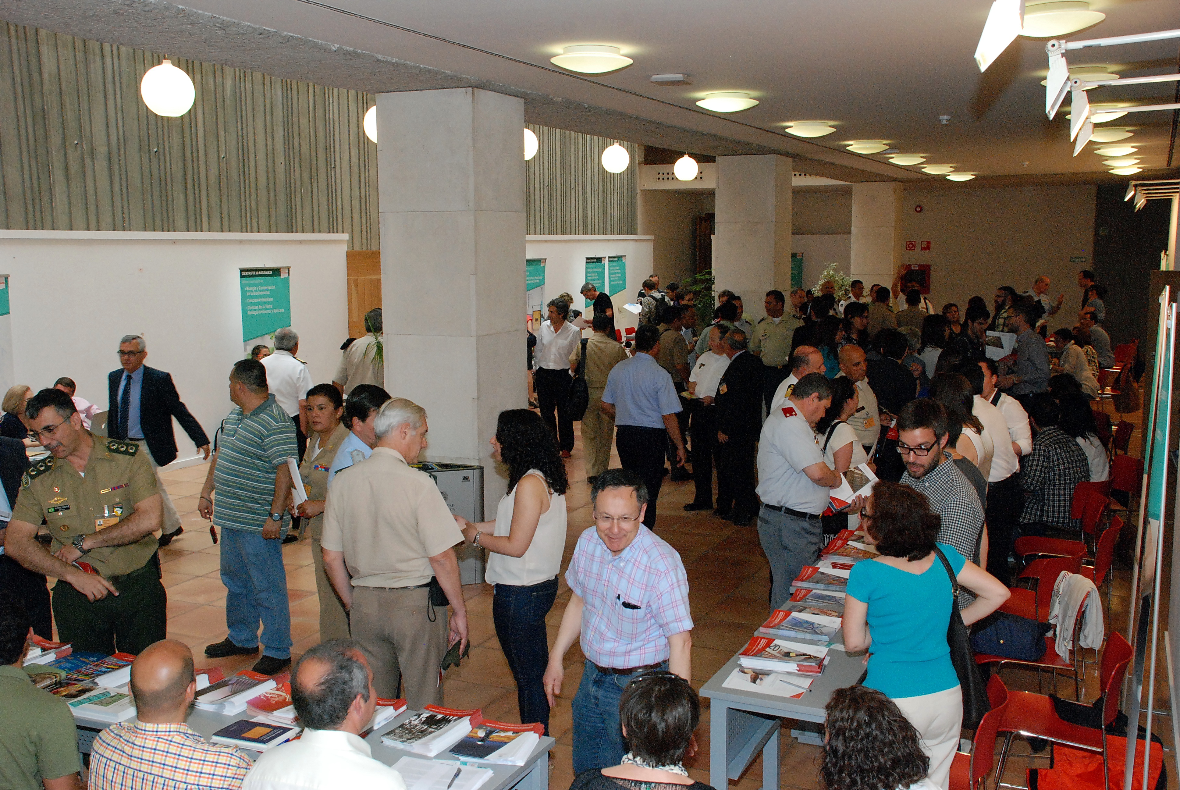 Amplia respuesta de los estudiantes a la 1ª Feria de Posgrado de la Universidad de Salamanca