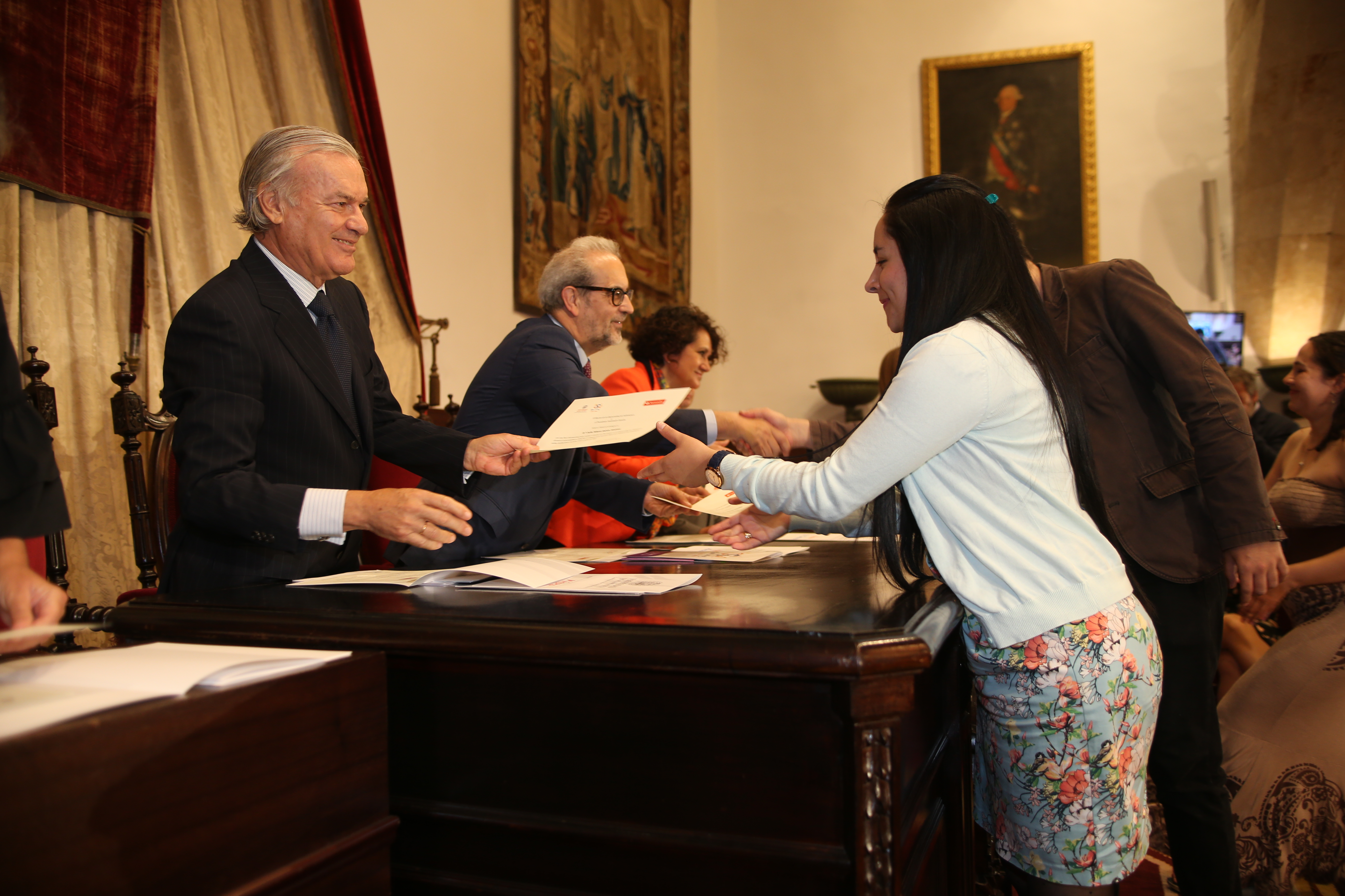 Un total de 155 estudiantes de España y América Latina reciben las Becas Universidad de Salamanca-Banco Santander