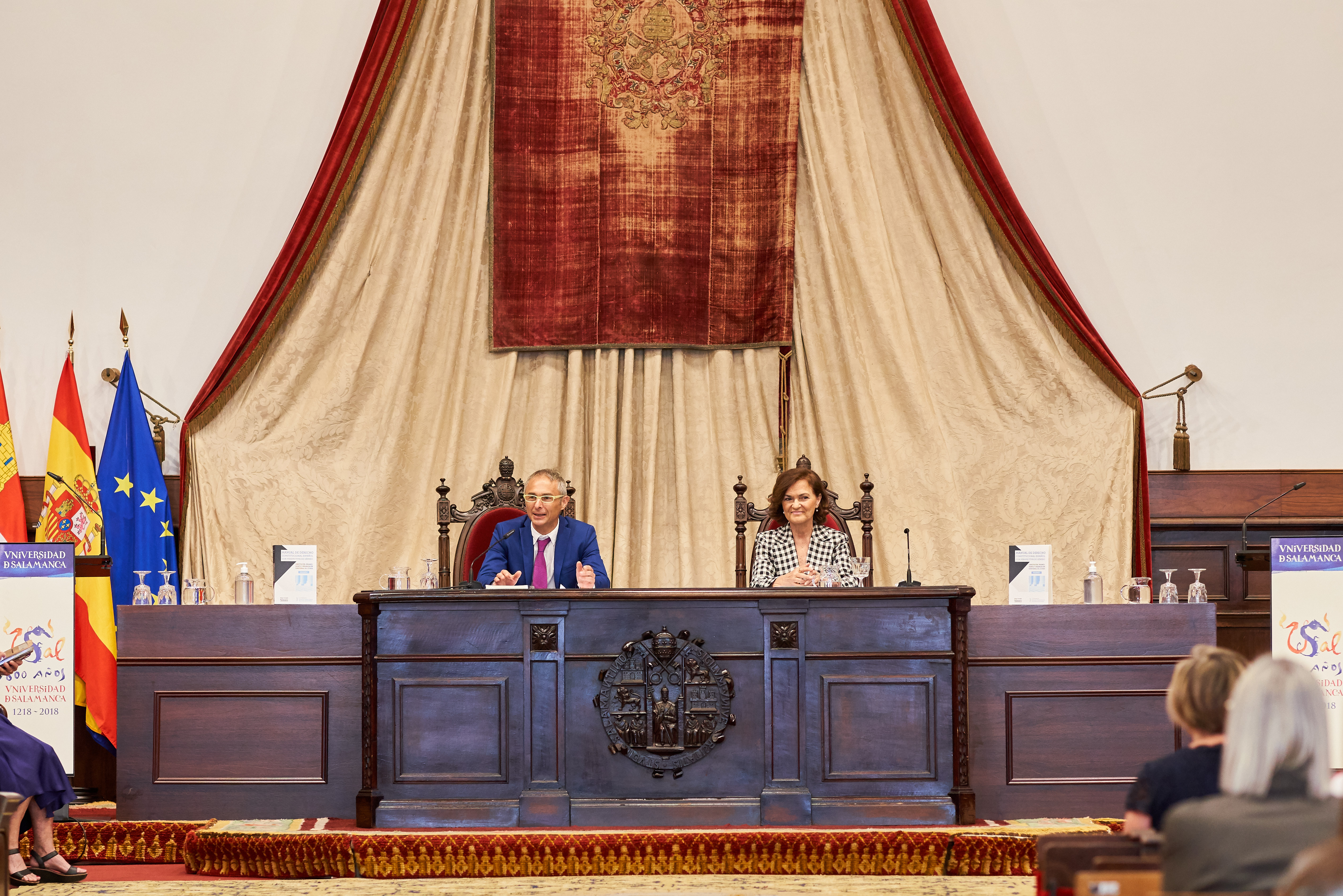 La vicepresidenta 1ª del Gobierno y ministra de la Presidencia, Carmen Calvo, asiste en la Universidad de Salamanca a la presentación del ‘Manual de Derecho Constitucional español con perspectiva de género’