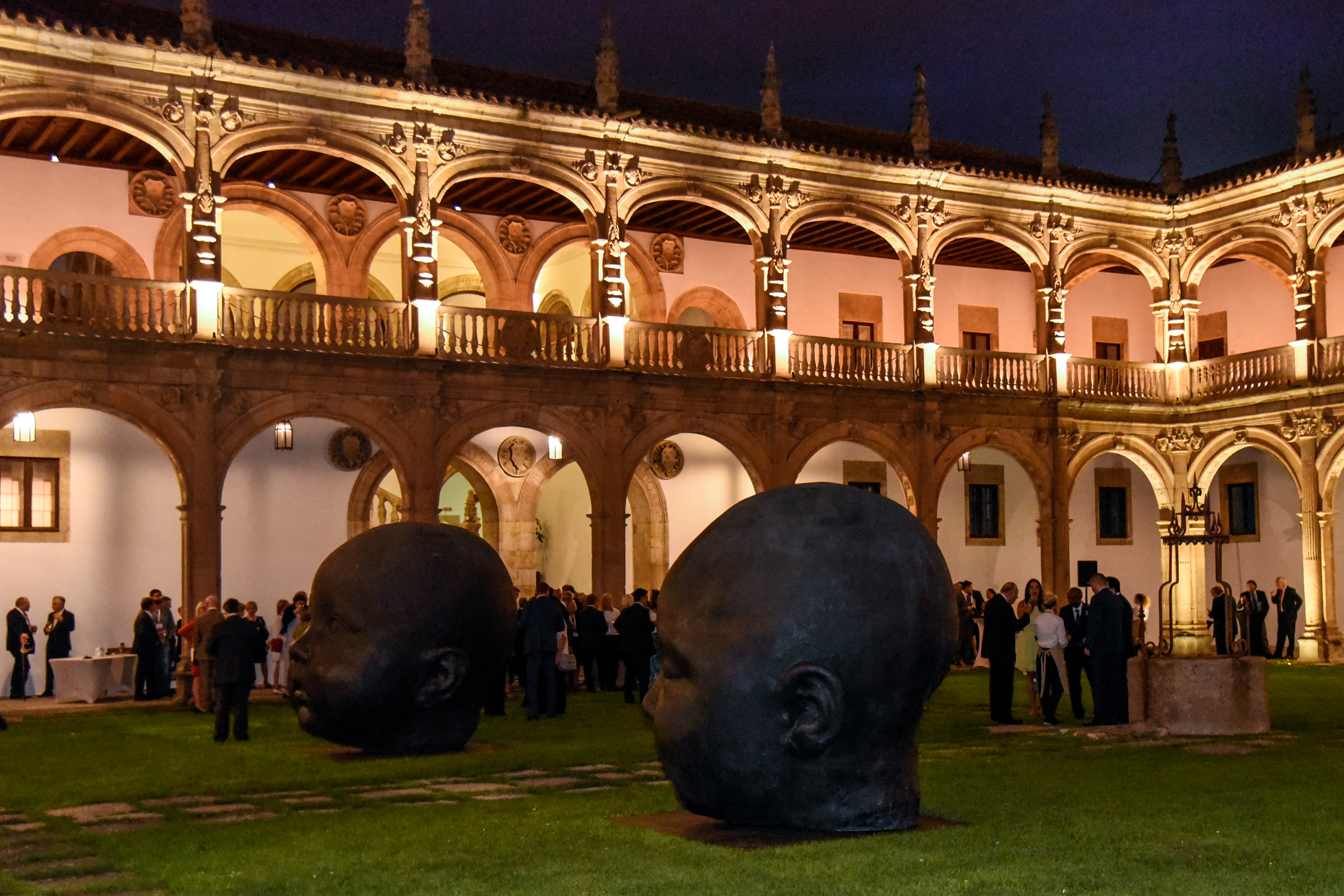 El Ayuntamiento de Salamanca inaugura ‘Seducidos por la realidad’, la tercera gran exposición organizada para conmemorar los 800 años de la Universidad de Salamanca