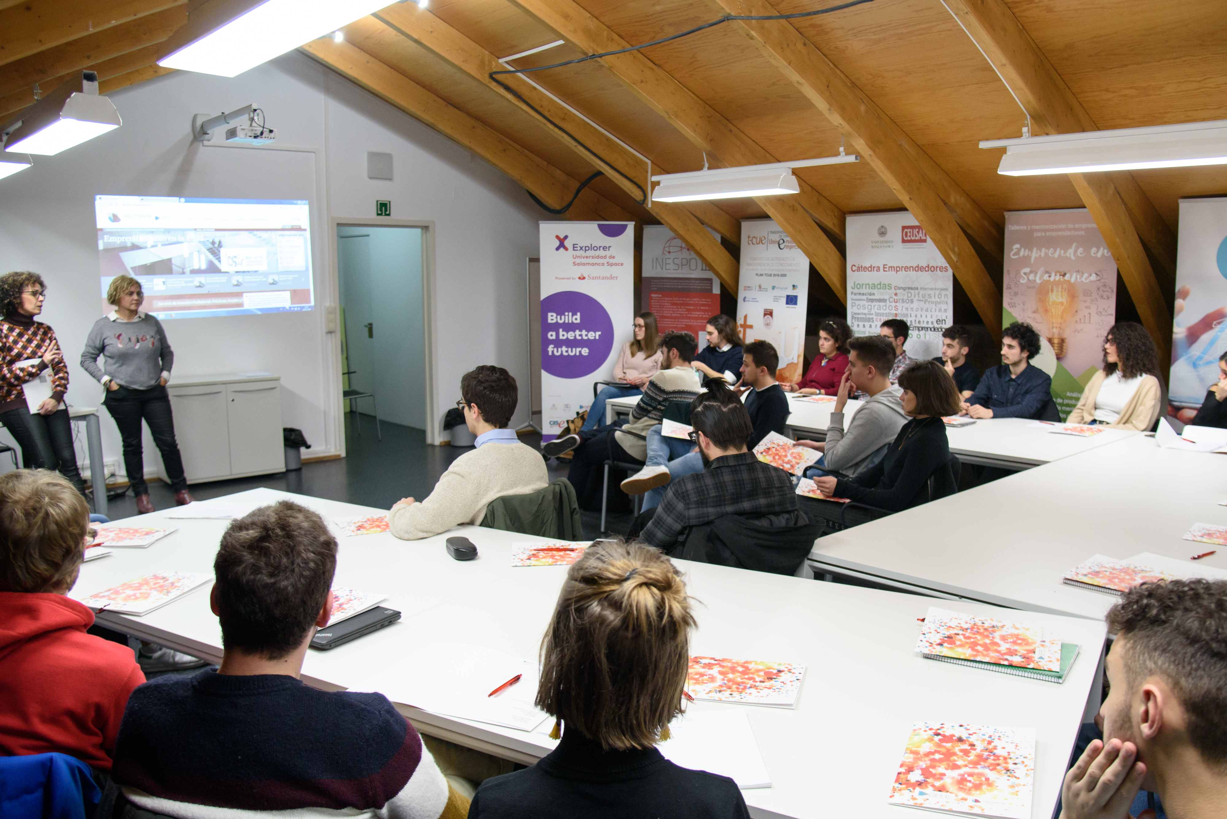 El programa ‘Explorer Jóvenes con ideas’ da comienzo en la Universidad de Salamanca con 22 proyectos de emprendimiento